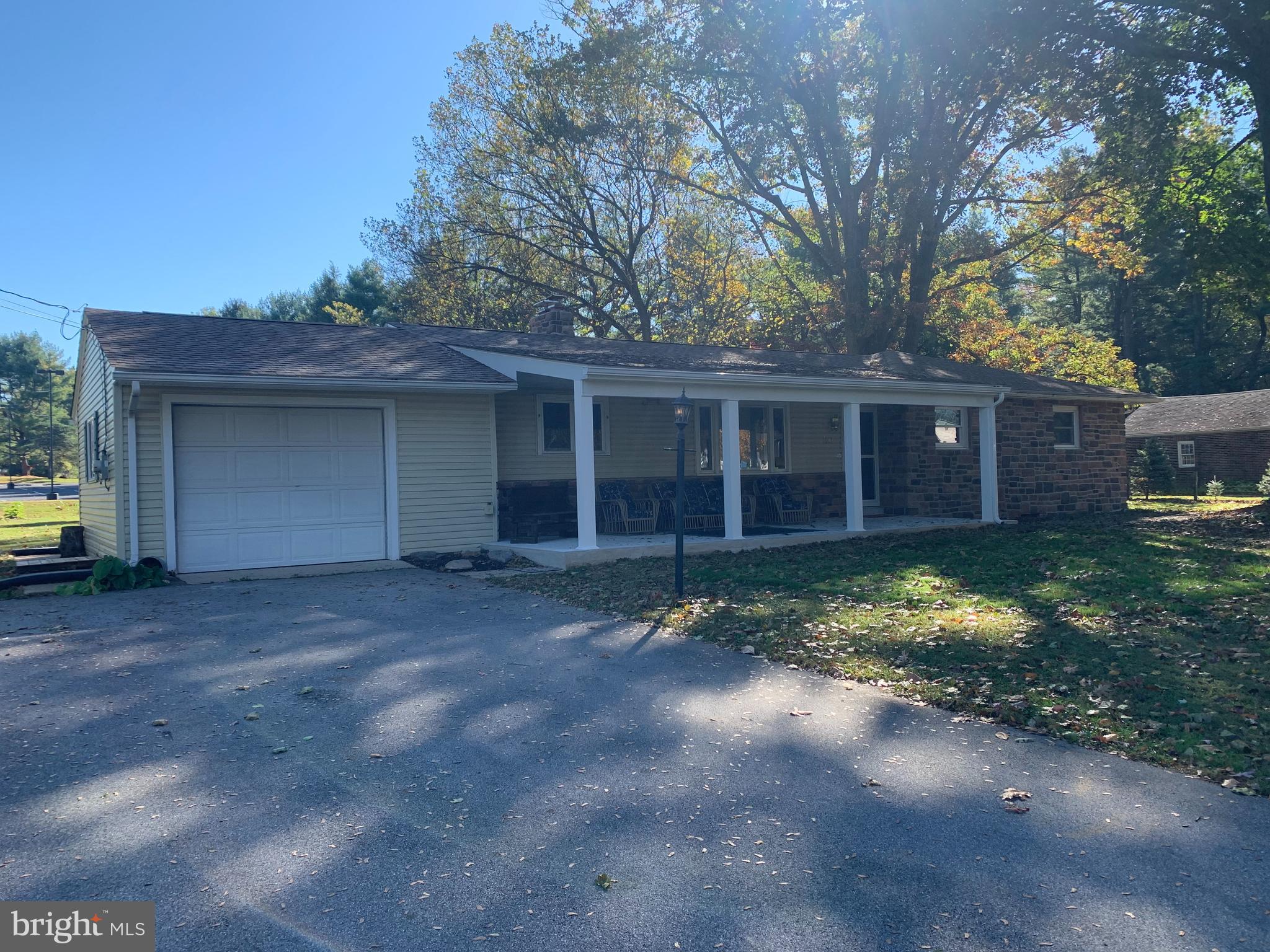 1003 ROCKLEDGE DRIVE
