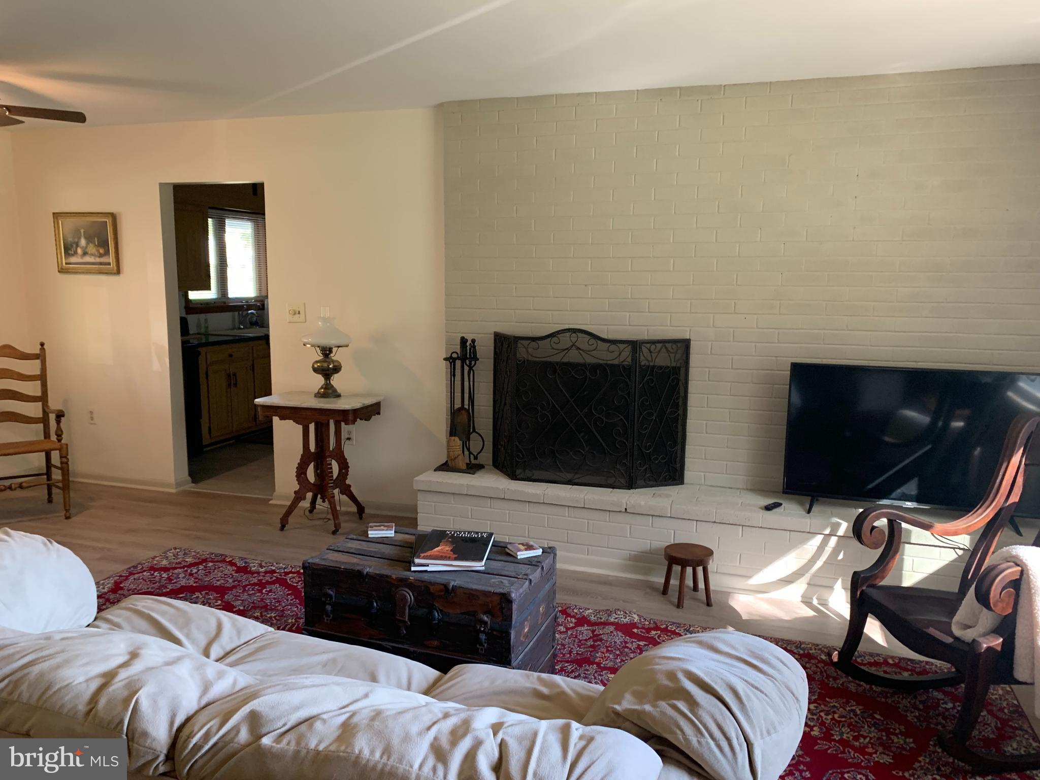 HILLMOUNT - Residential