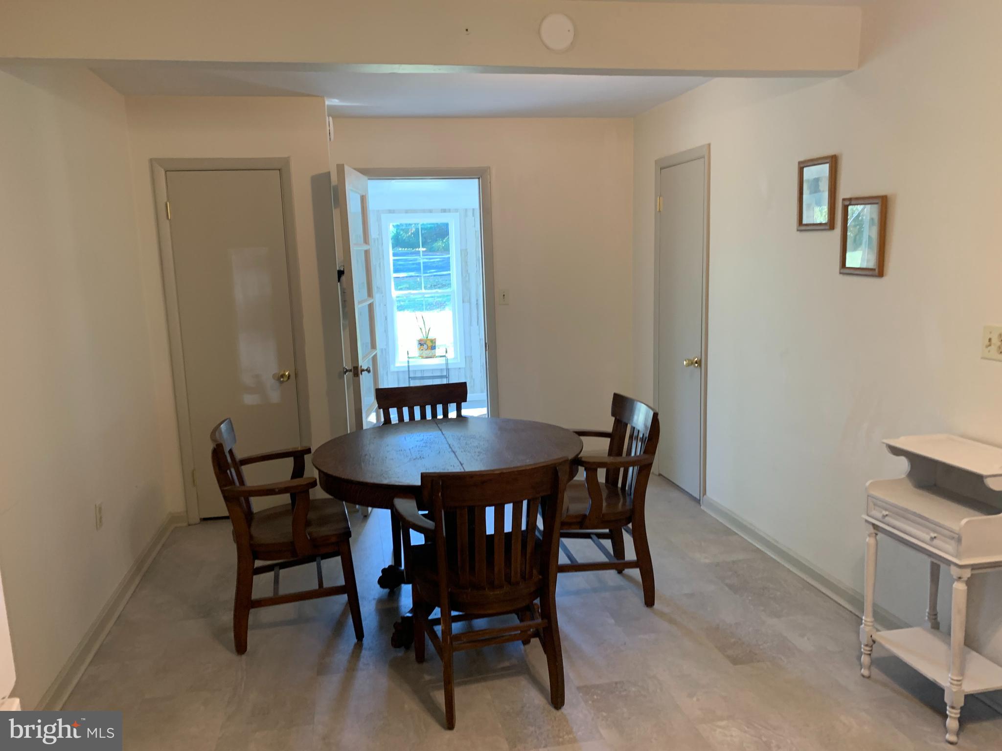 HILLMOUNT - Residential