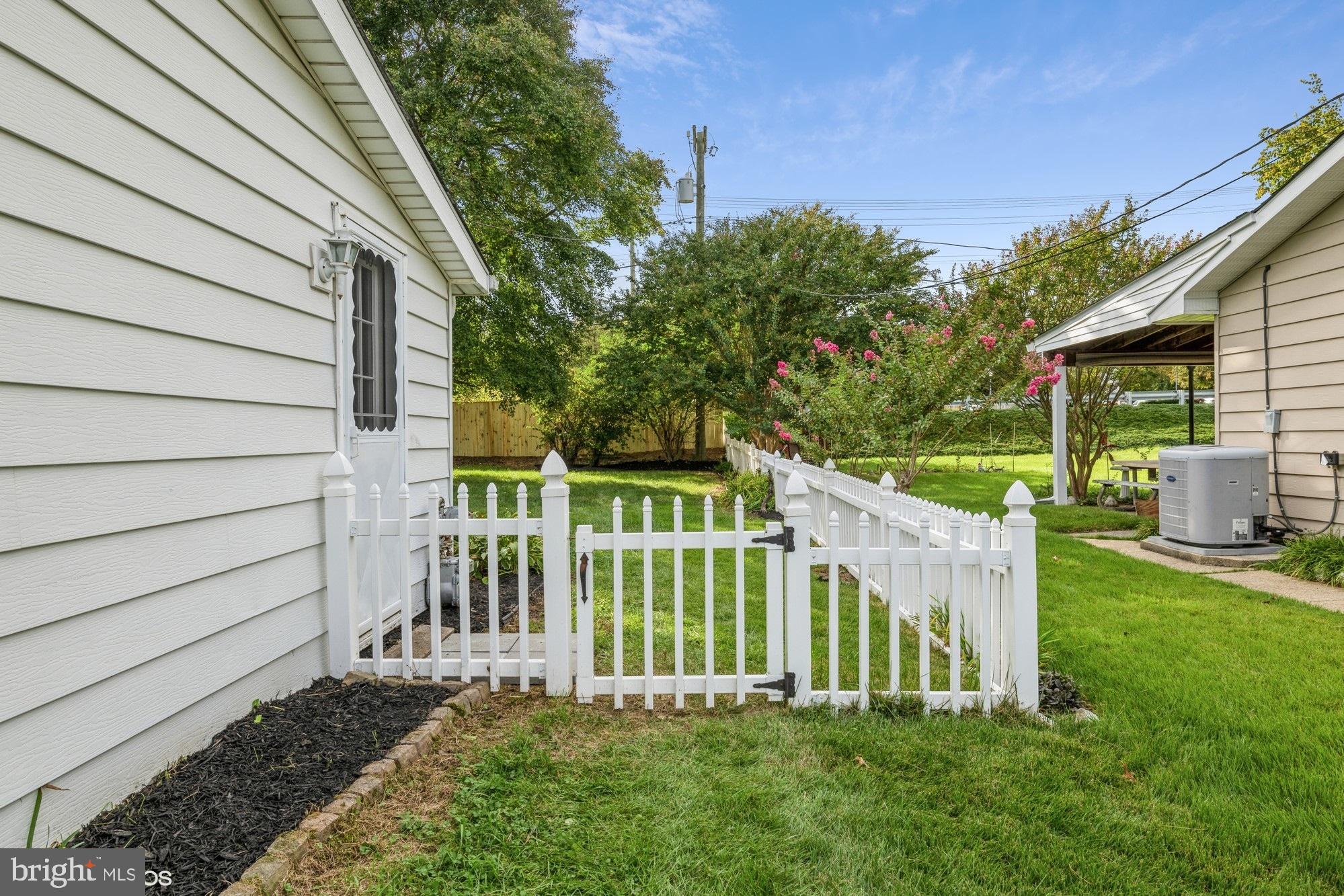 ROCKLEDGE AT BELAIR - Residential