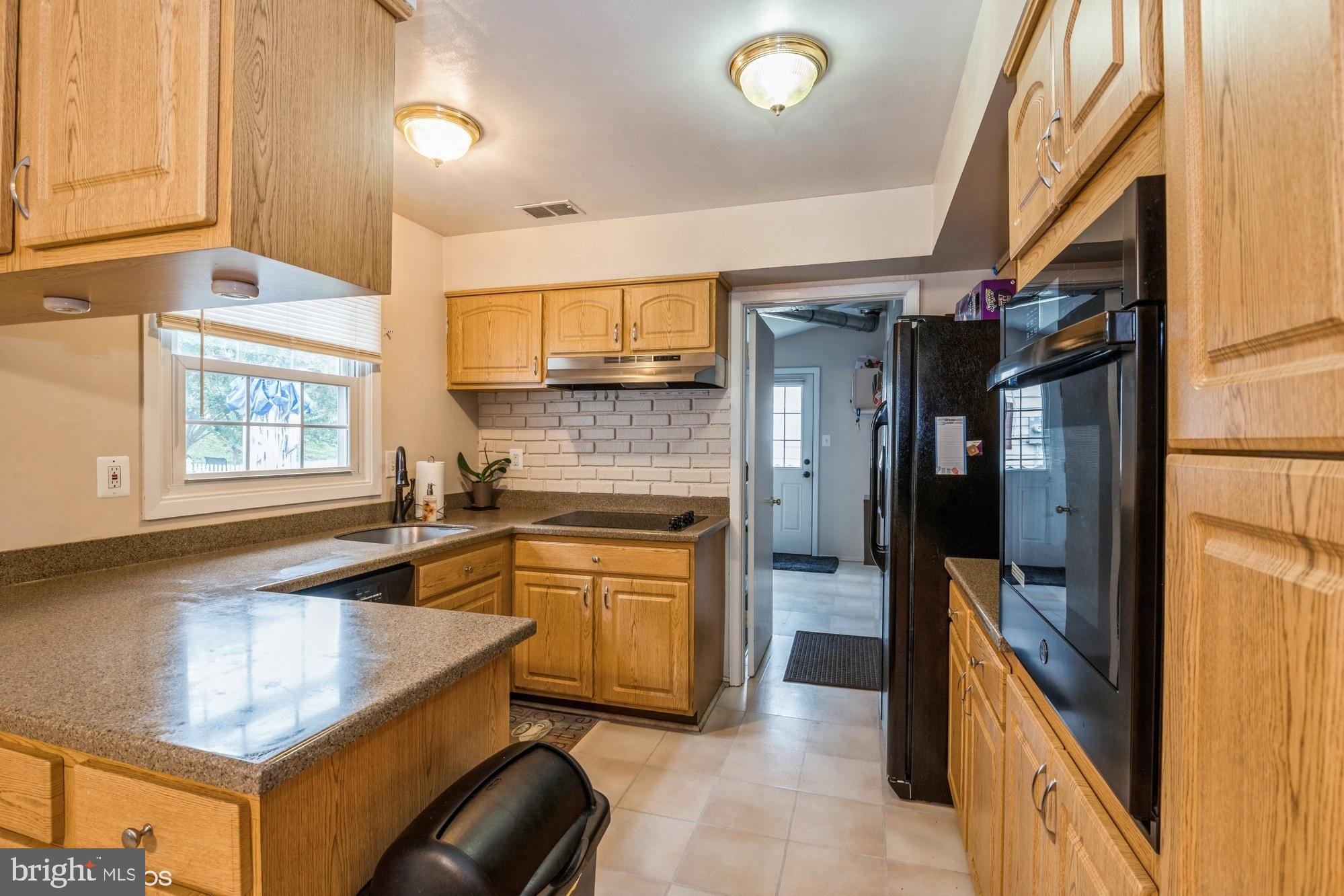 ROCKLEDGE AT BELAIR - Residential