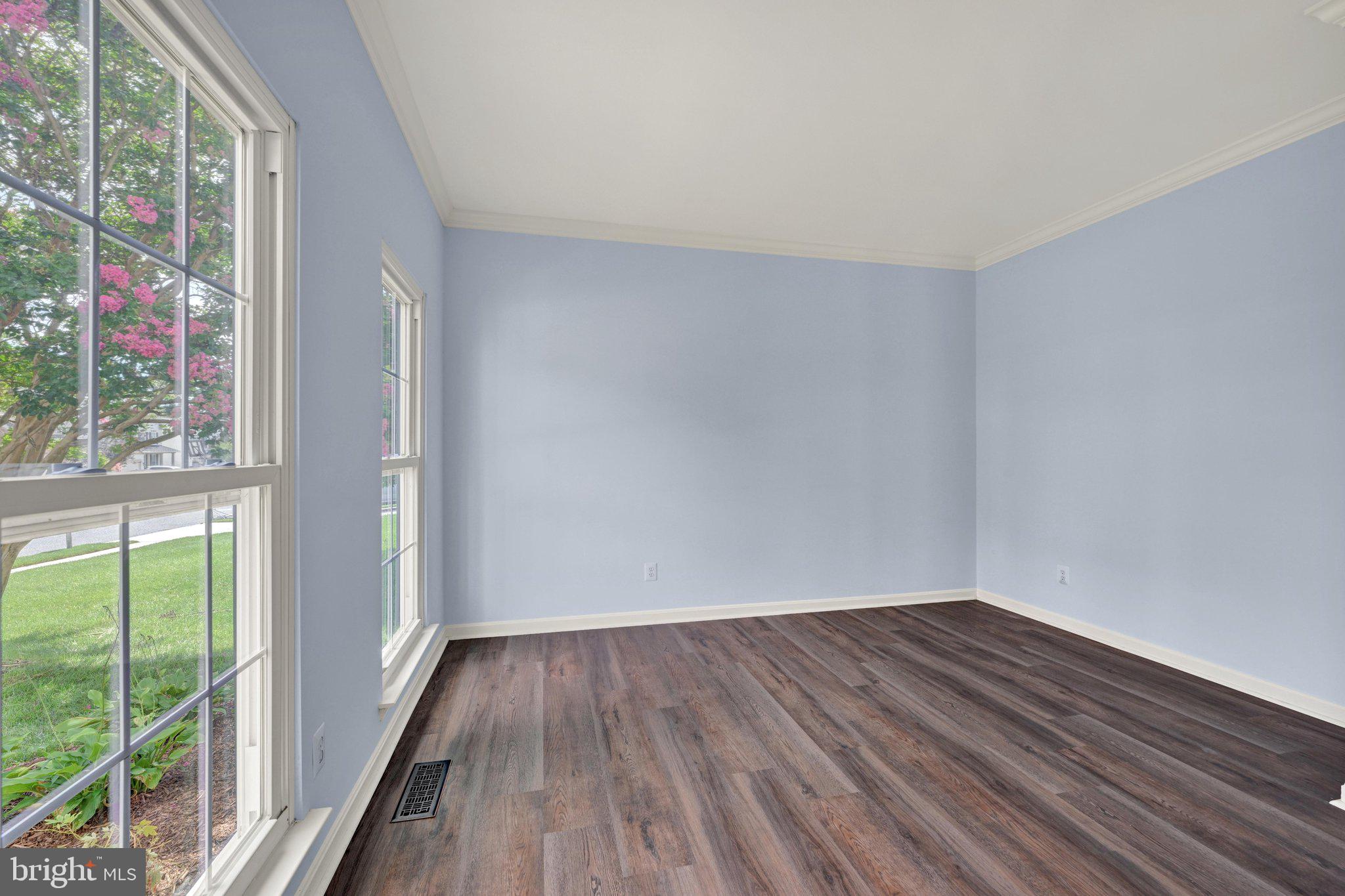 1420 MOONSHADOW ROAD