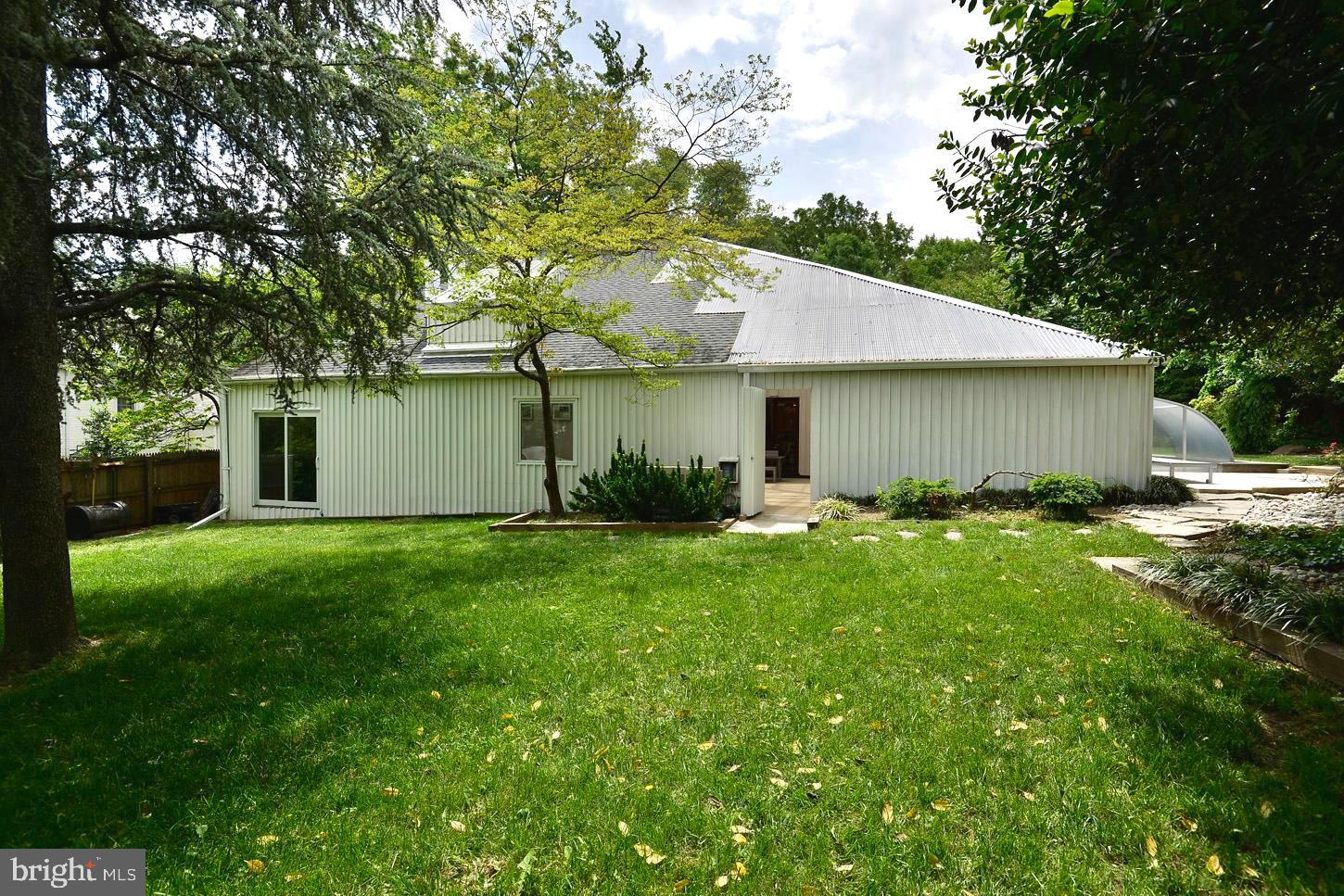 CHEVY CHASE - Residential