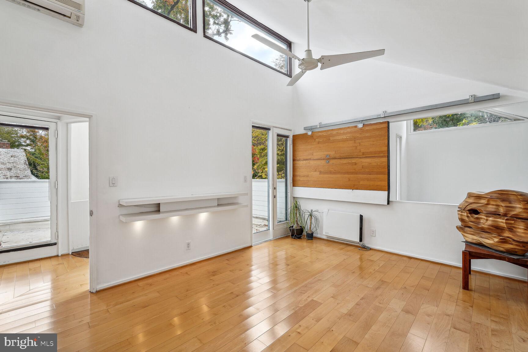 CHEVY CHASE - Residential