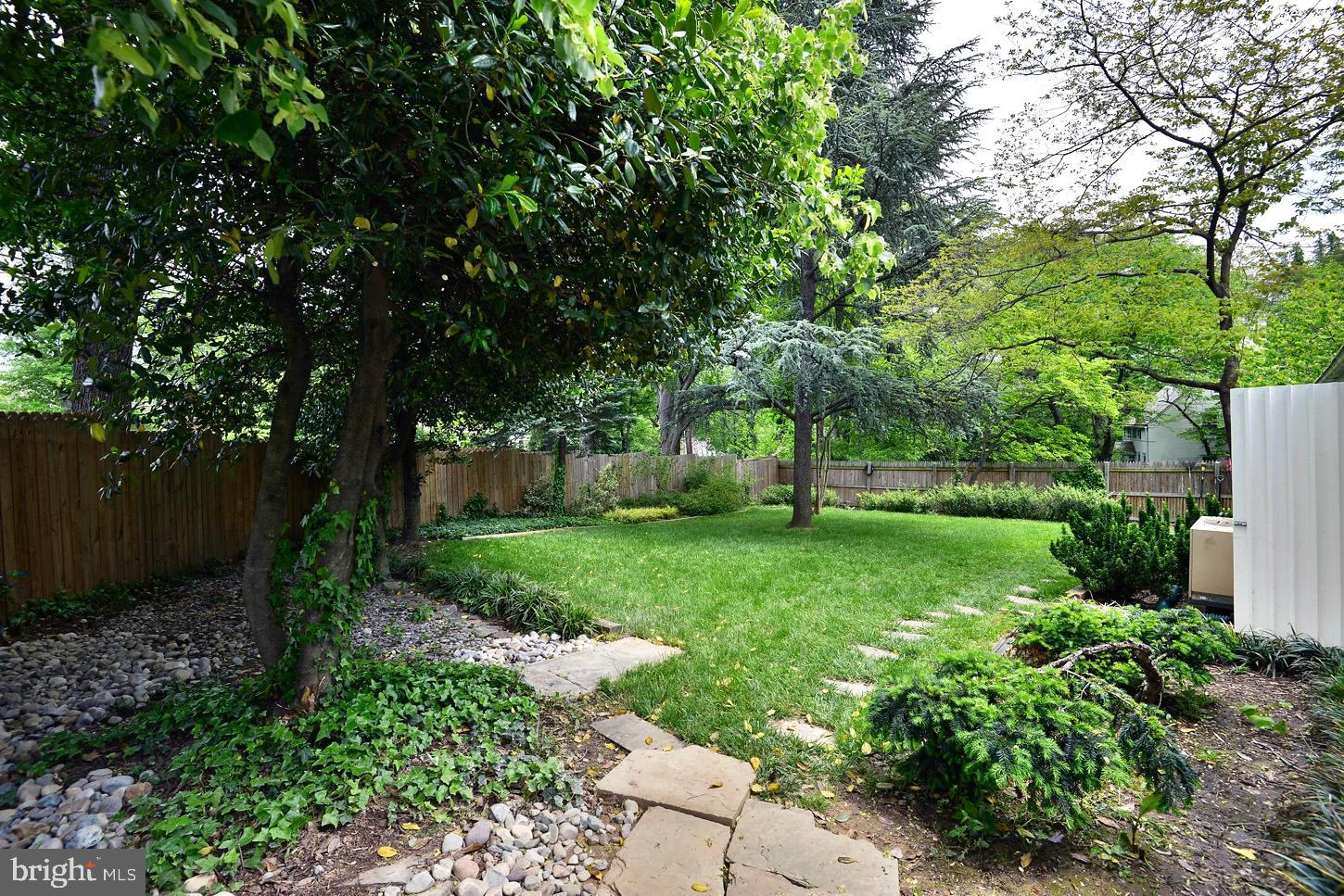 CHEVY CHASE - Residential