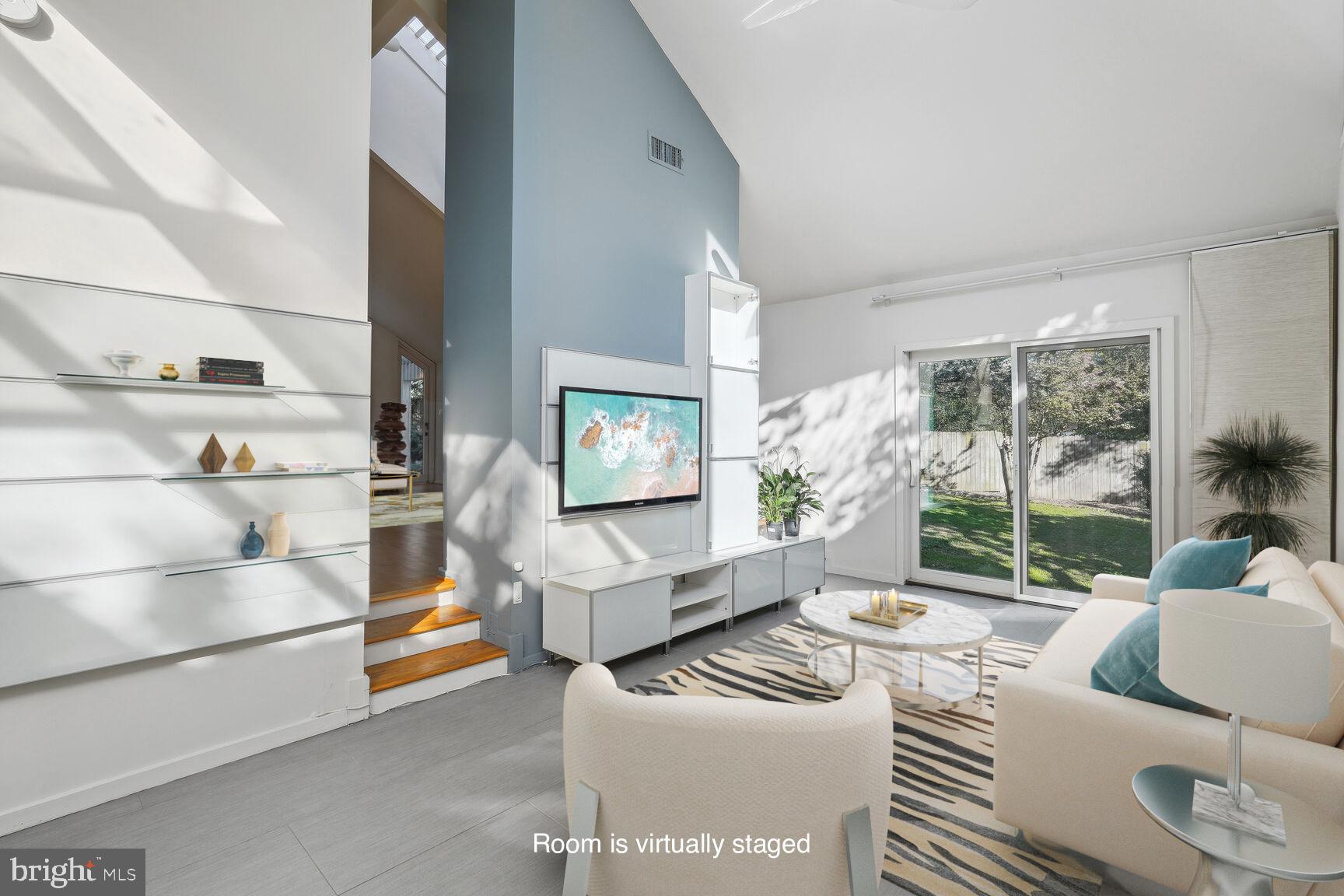 CHEVY CHASE - Residential