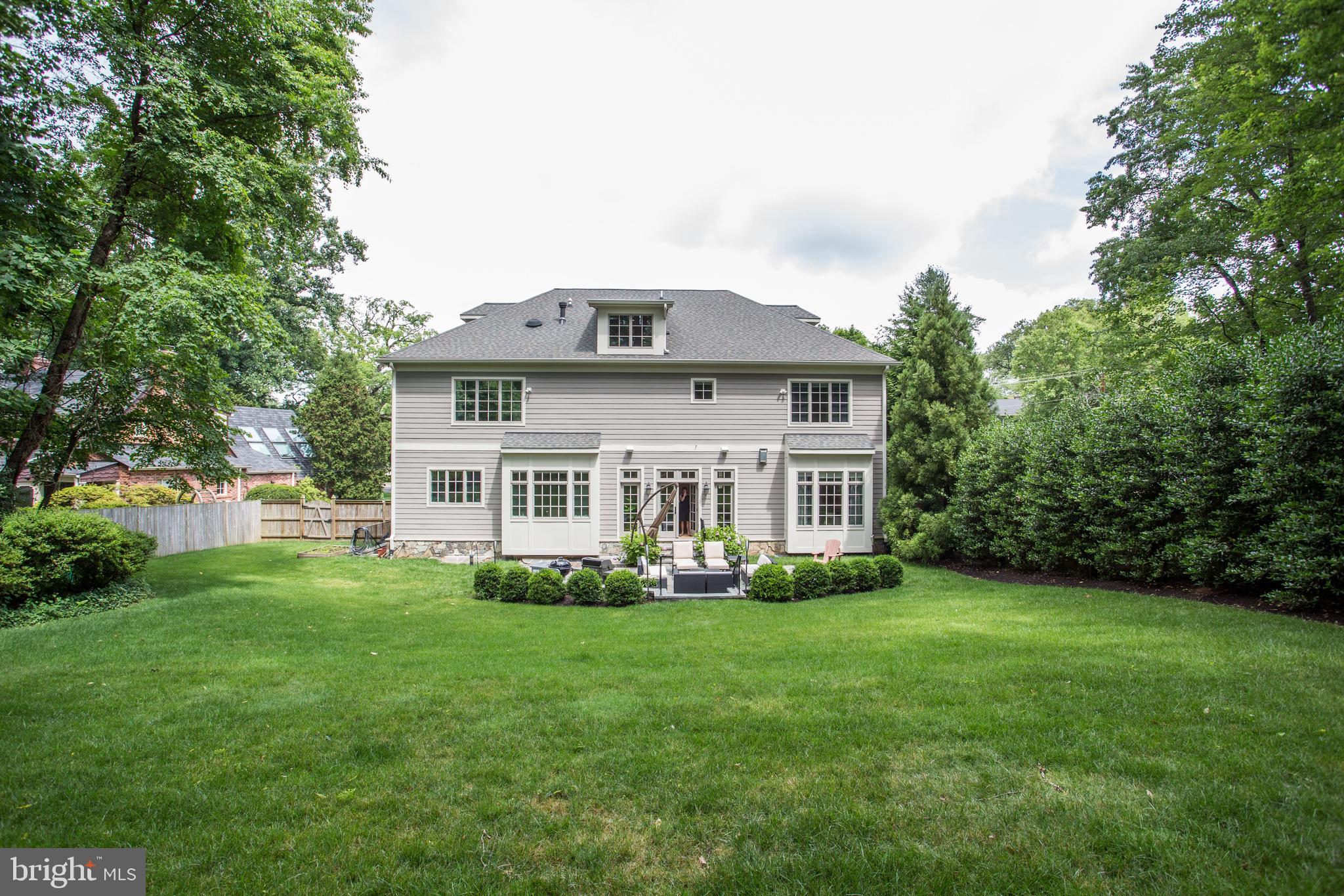 YORKTOWN - Residential