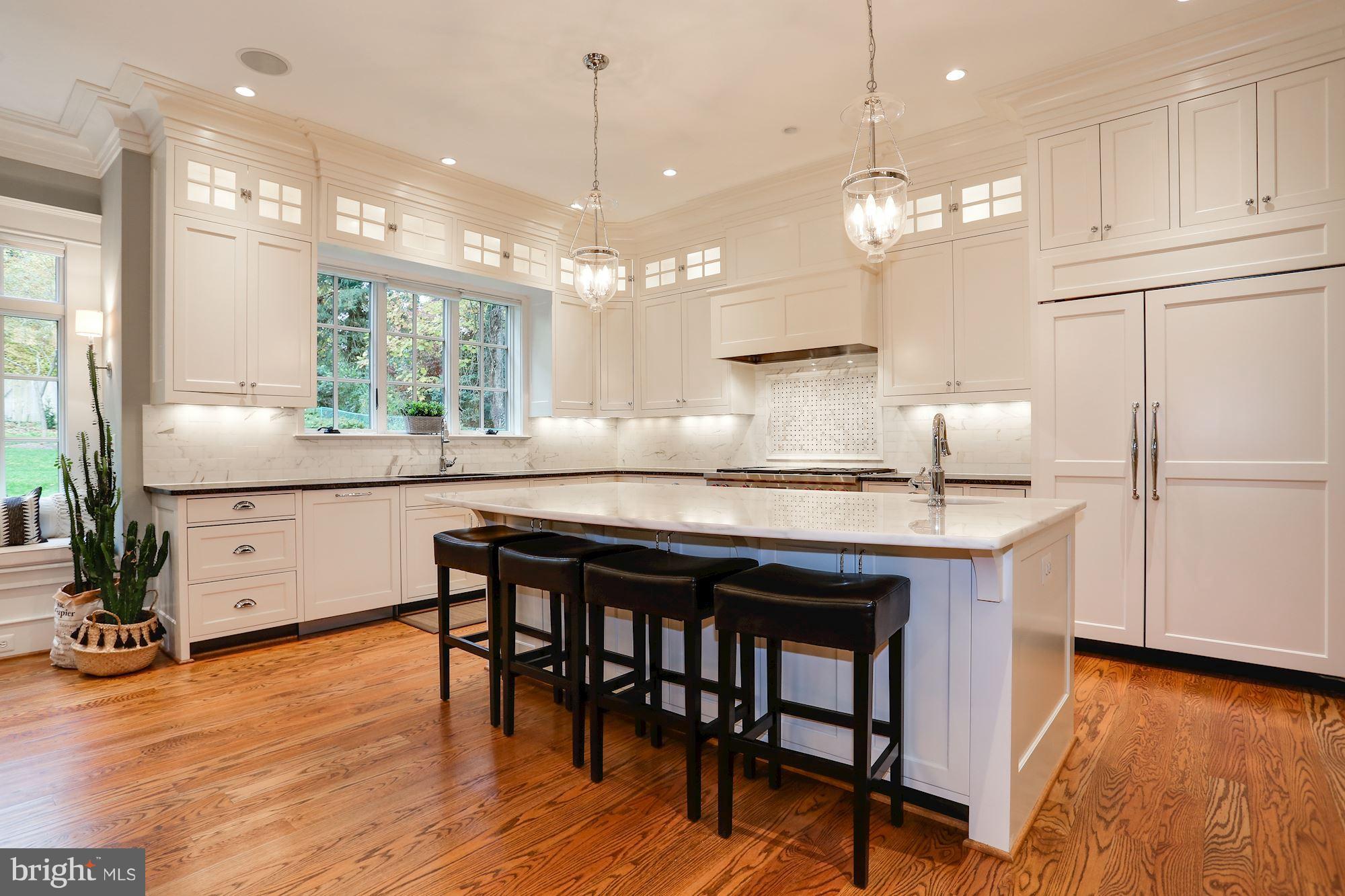 YORKTOWN - Residential