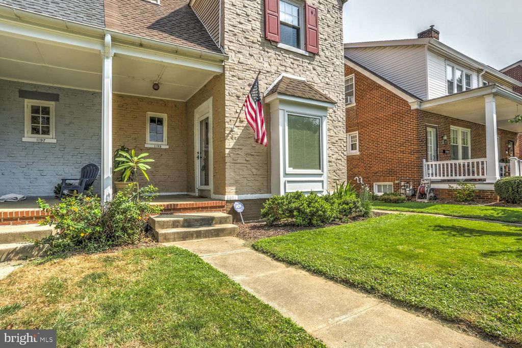 Photo of 1195 MAPLE AVE, LANCASTER, PA 17603 (MLS # PALA2038806)