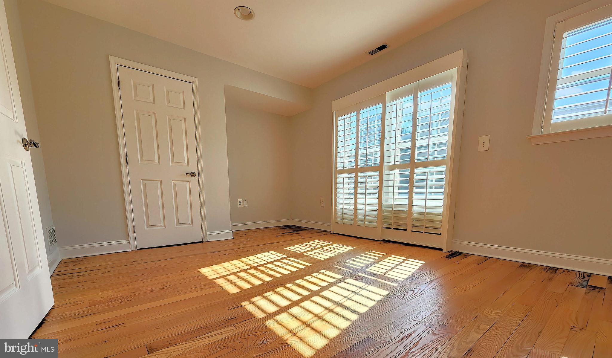 PHILADELPHIA (SOUTH) - Residential Lease