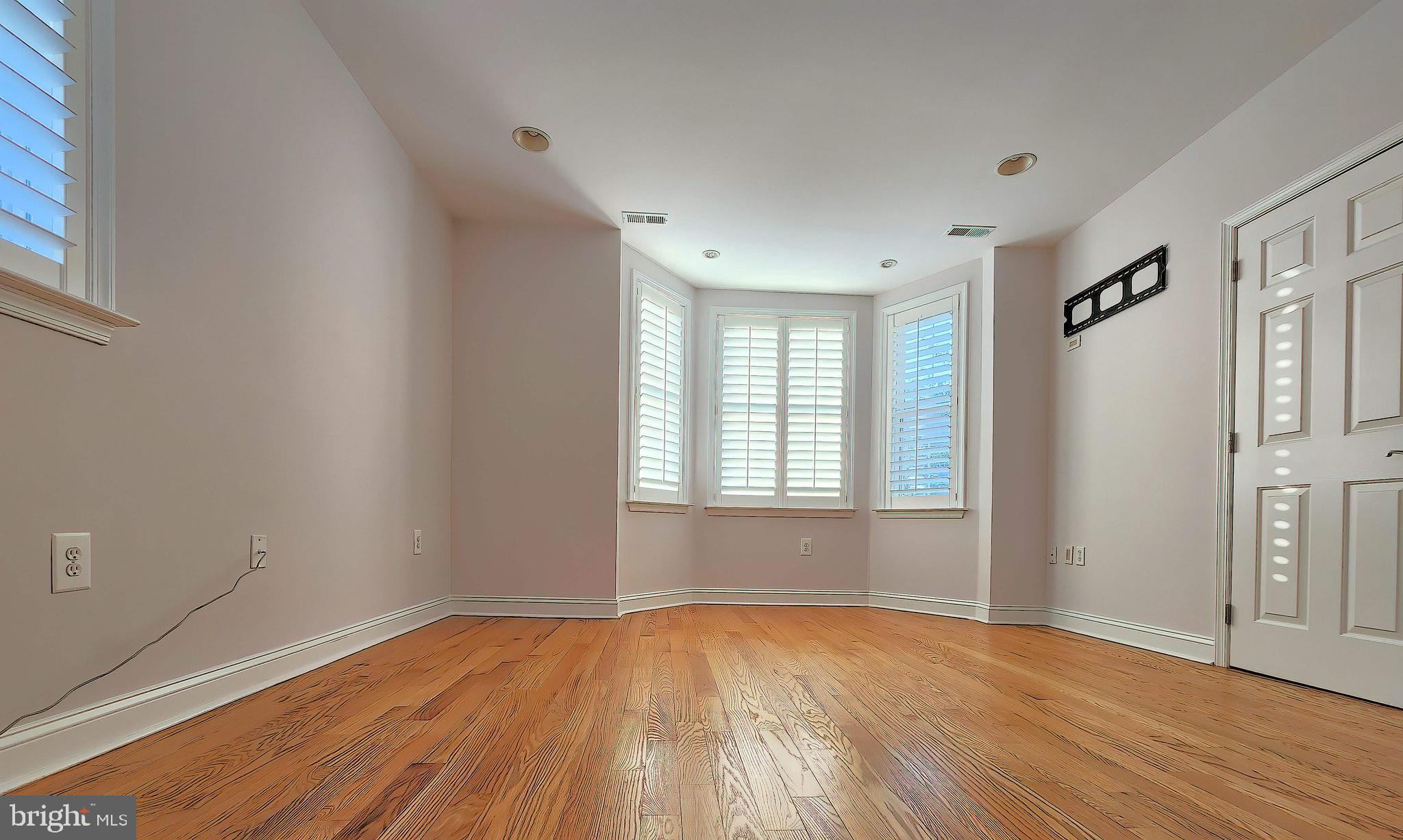 PHILADELPHIA (SOUTH) - Residential Lease