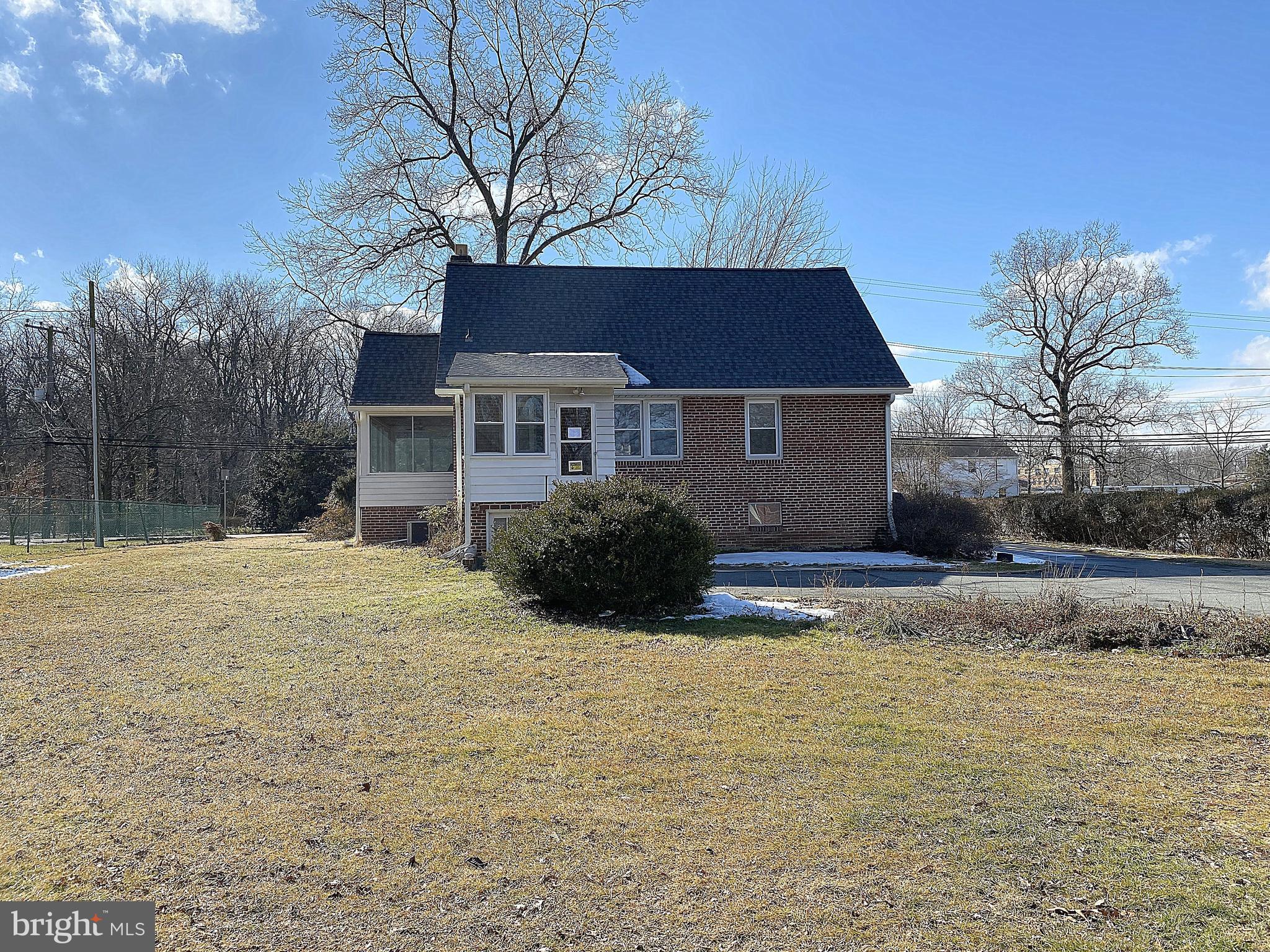 TRIPLE UNION - Residential