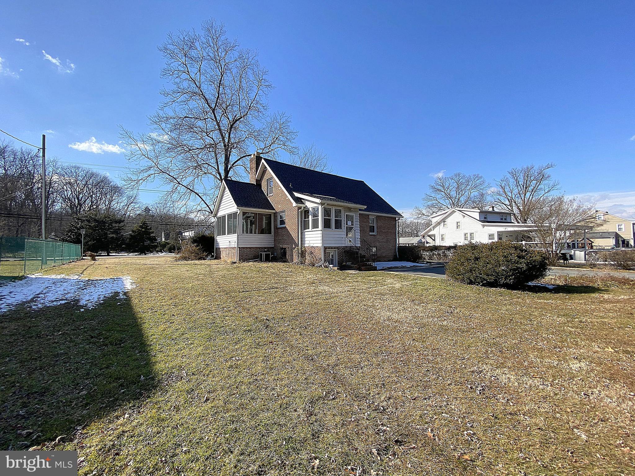 TRIPLE UNION - Residential