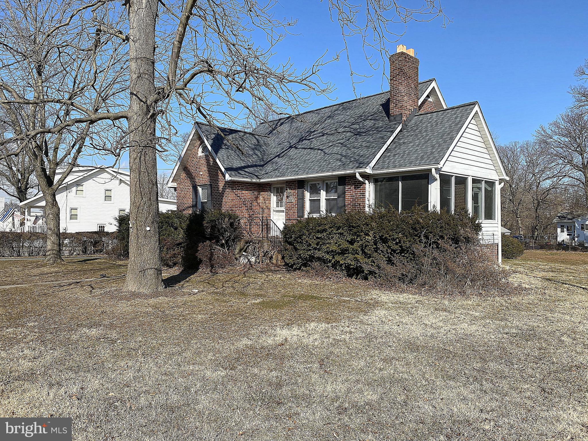 TRIPLE UNION - Residential