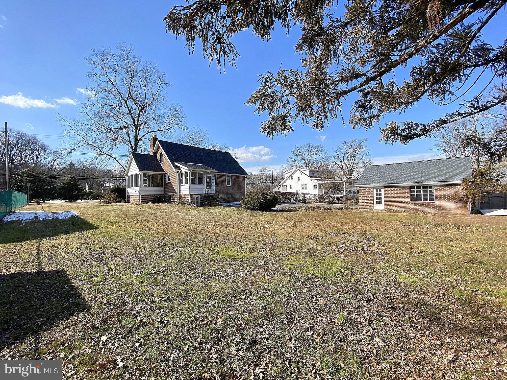 TRIPLE UNION - Residential