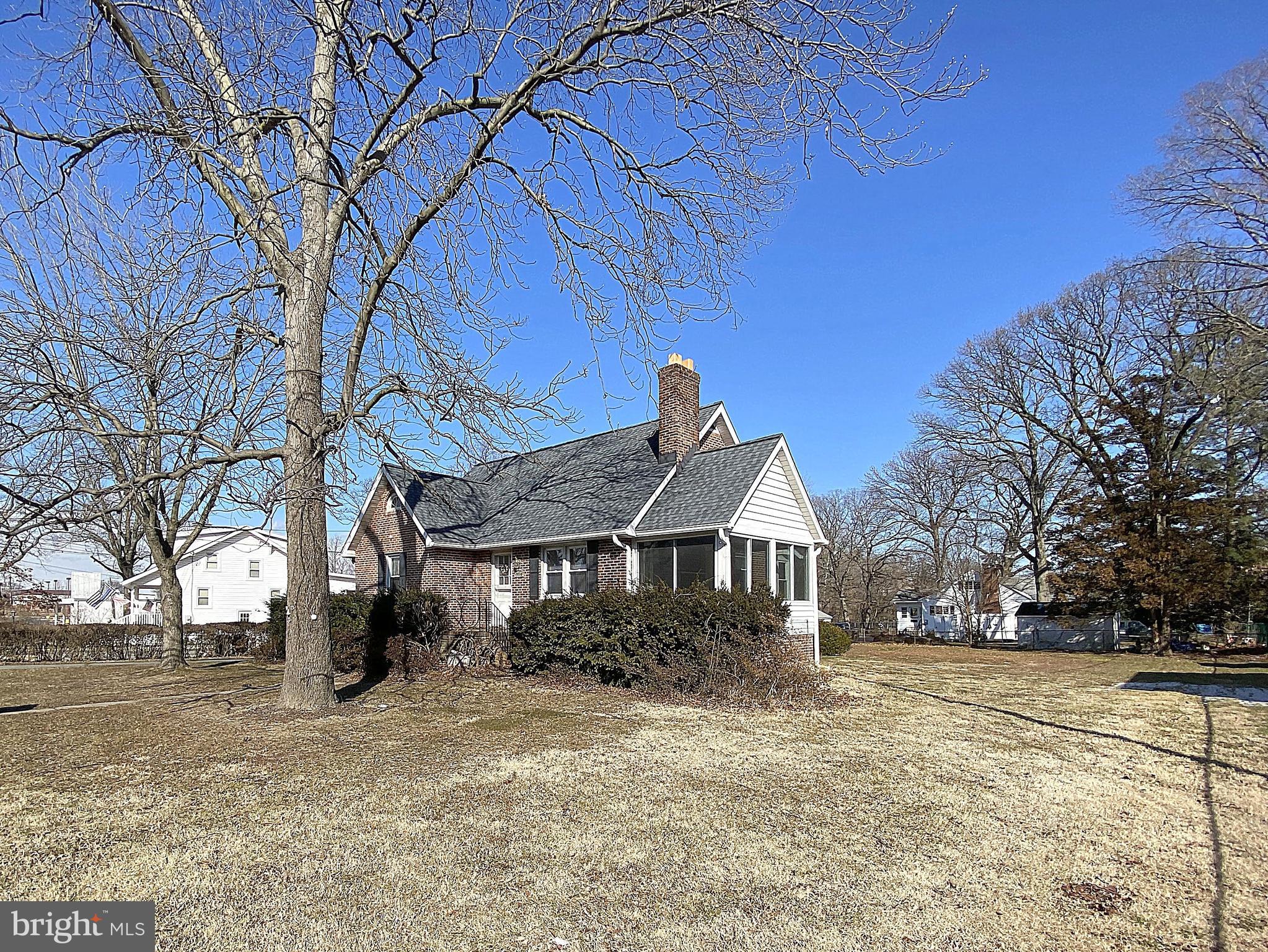 TRIPLE UNION - Residential