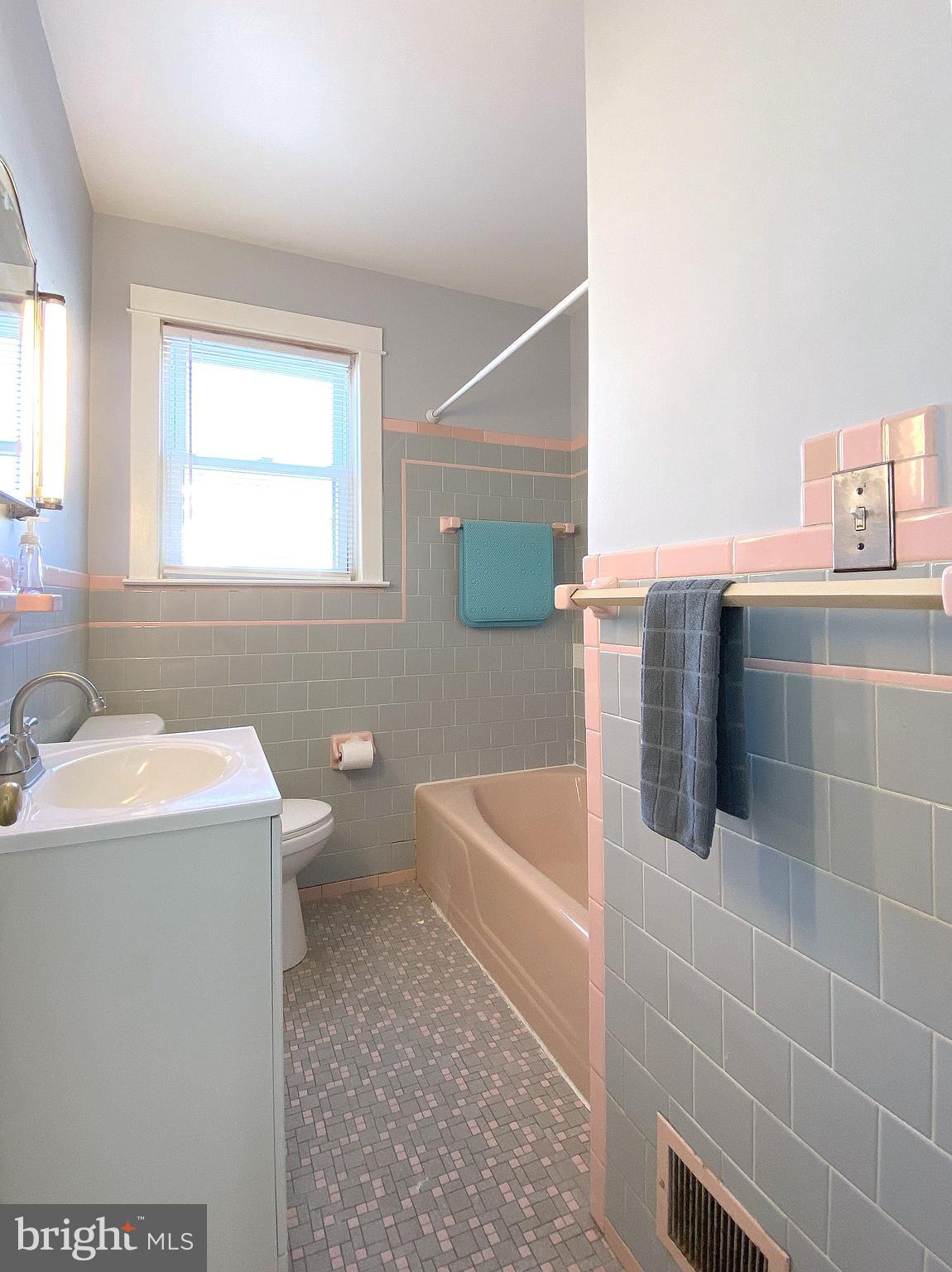 TRIPLE UNION - Residential