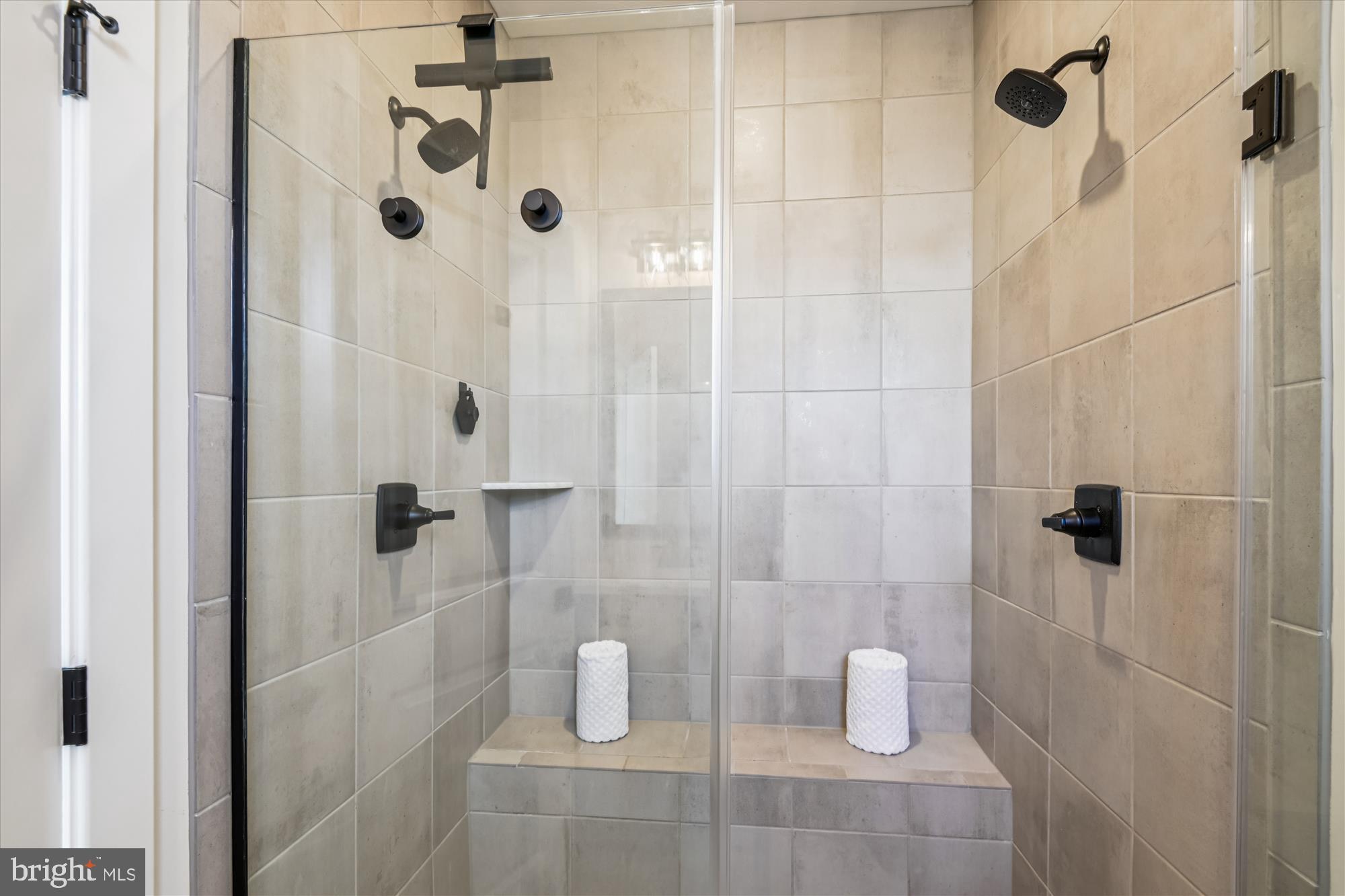 LONGVIEW RIDGE - Residential