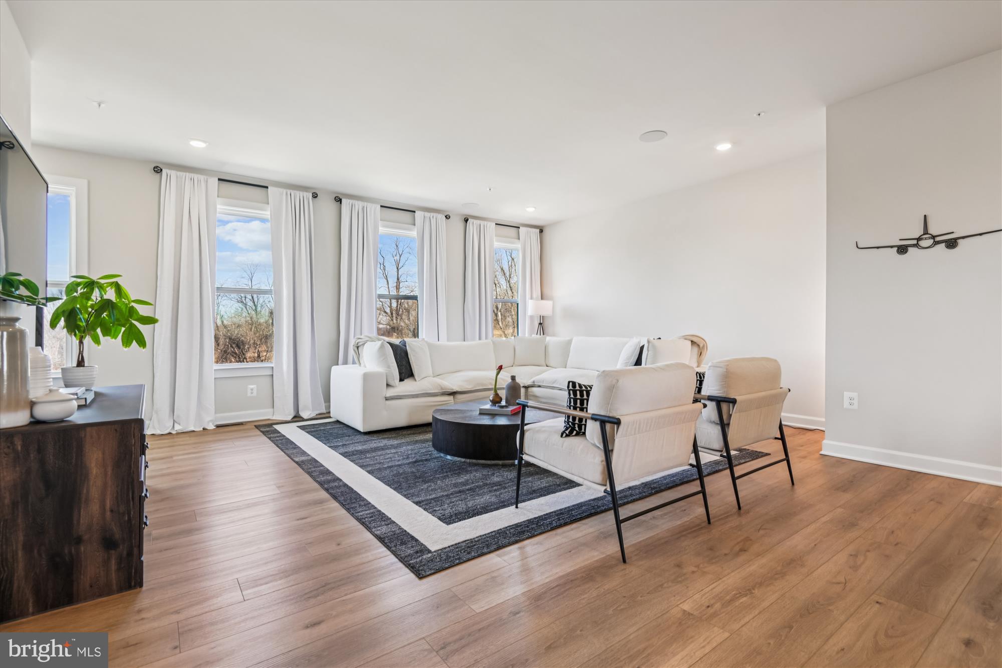 LONGVIEW RIDGE - Residential