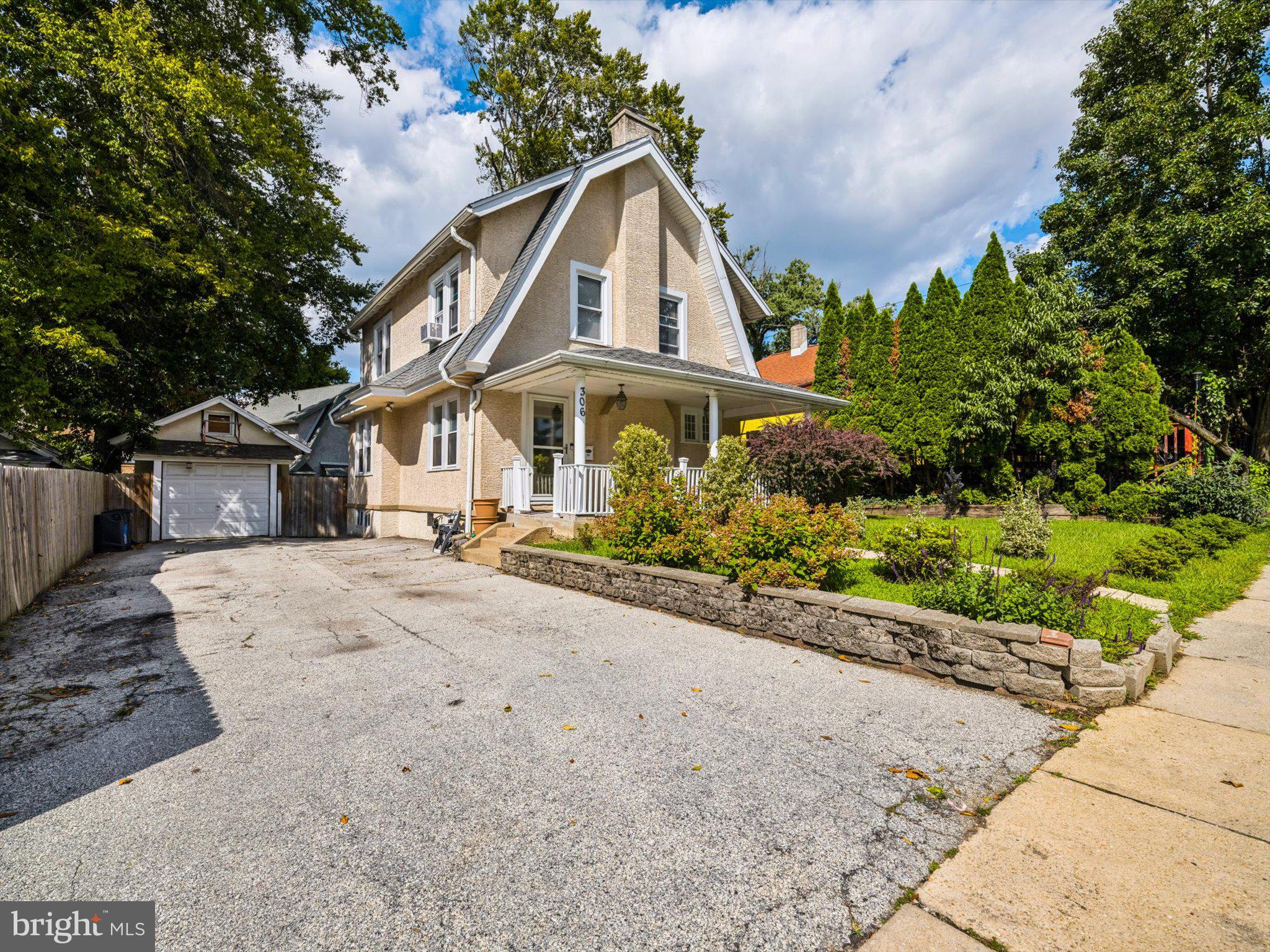 306 S STATE ROAD