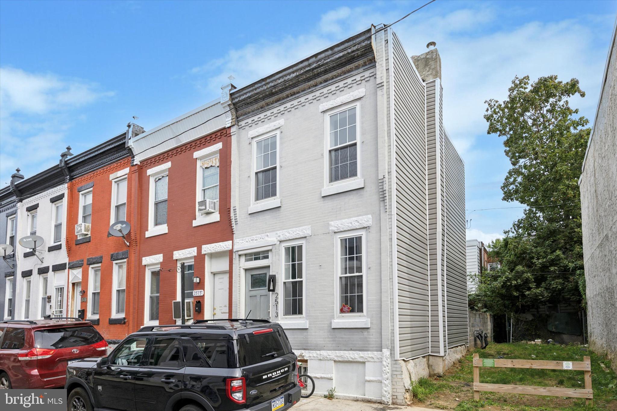 STRAWBERRY MANSION - Residential