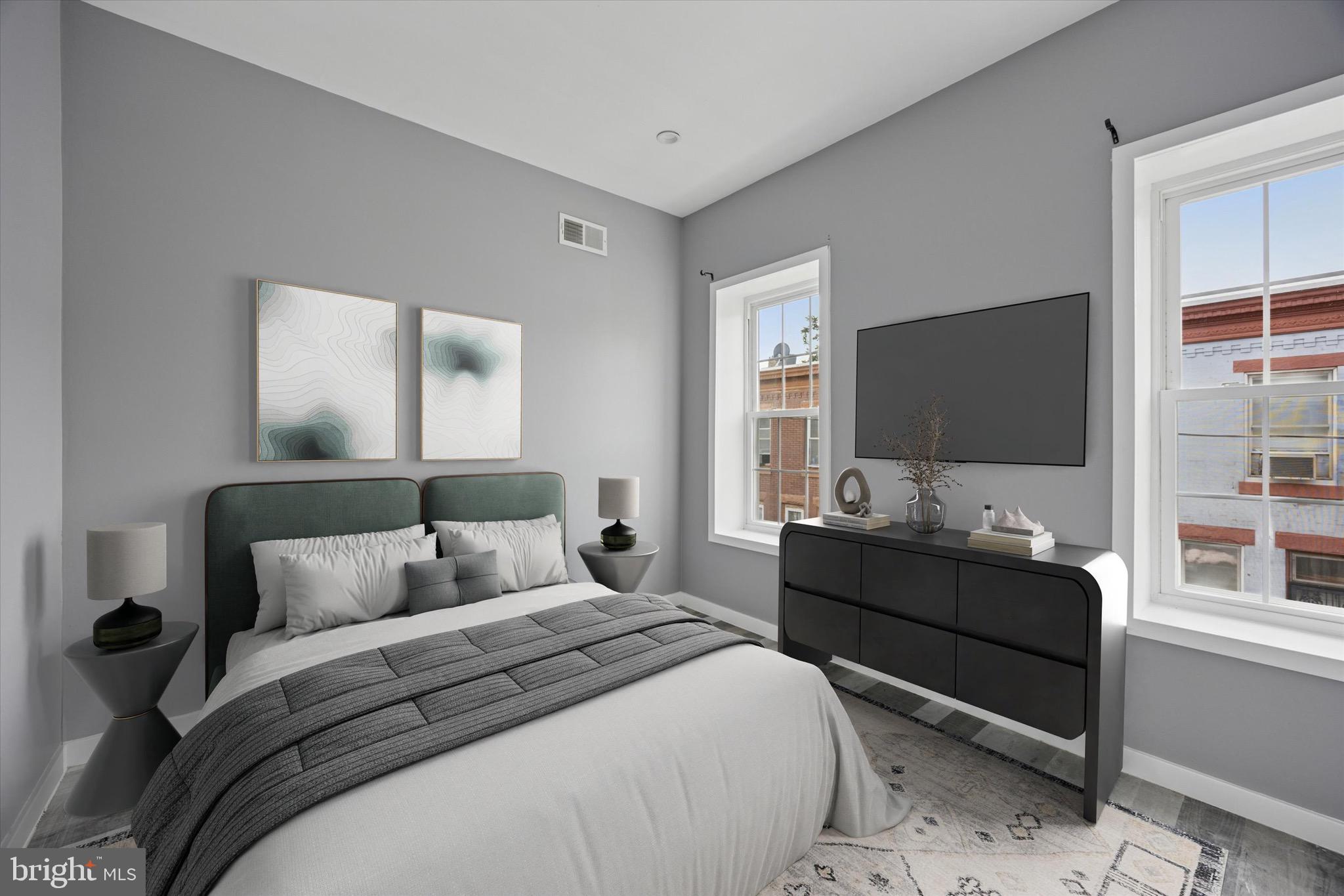 STRAWBERRY MANSION - Residential