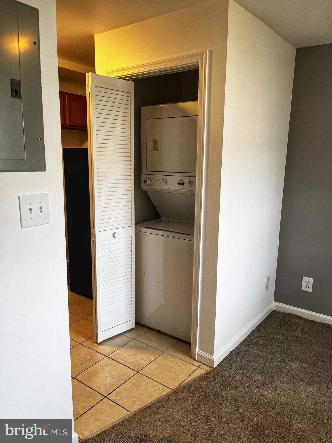 MARKHAM VIEW CONDOMINIUMS - Residential