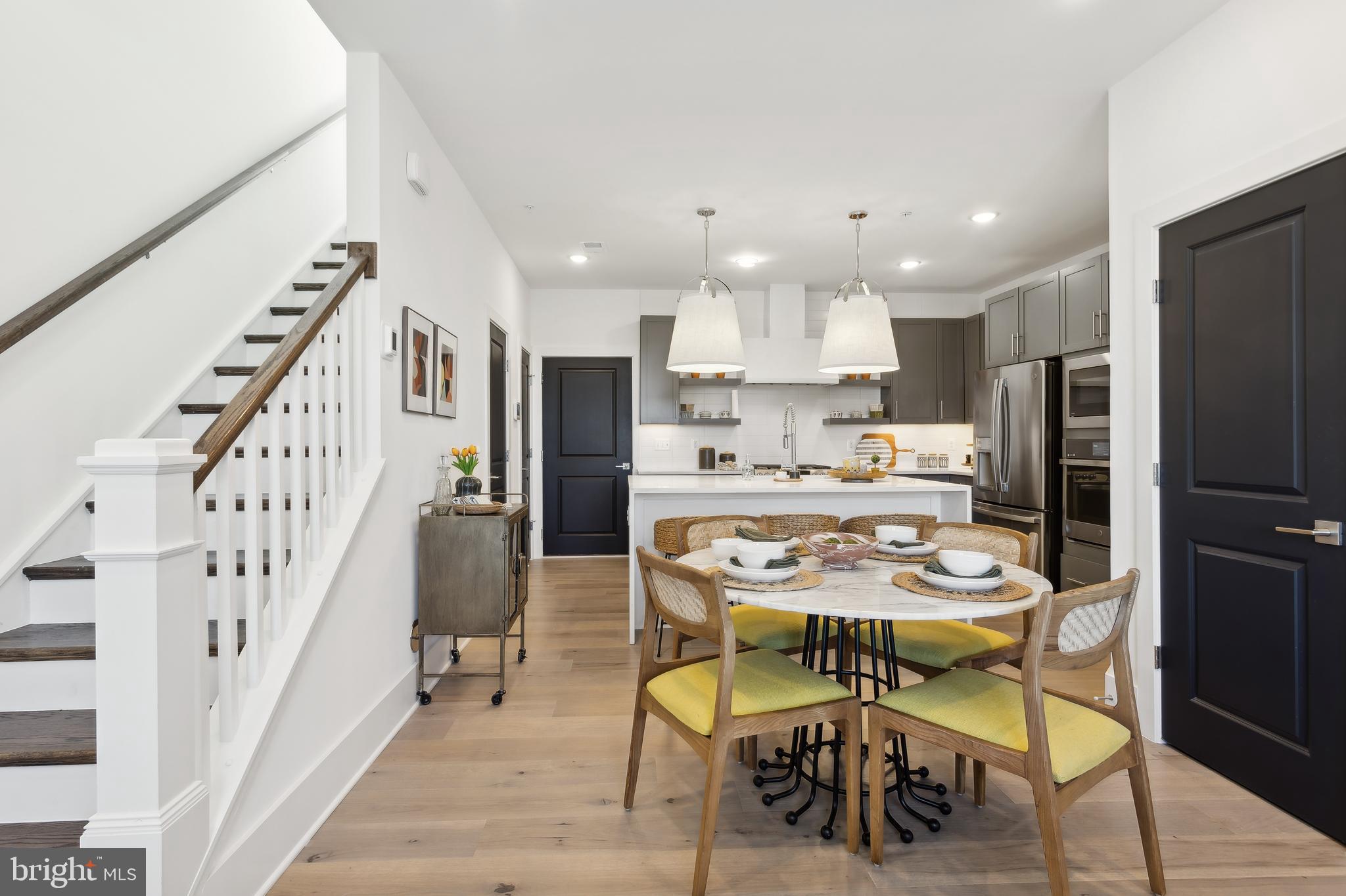 LOCKE LANDING - Residential