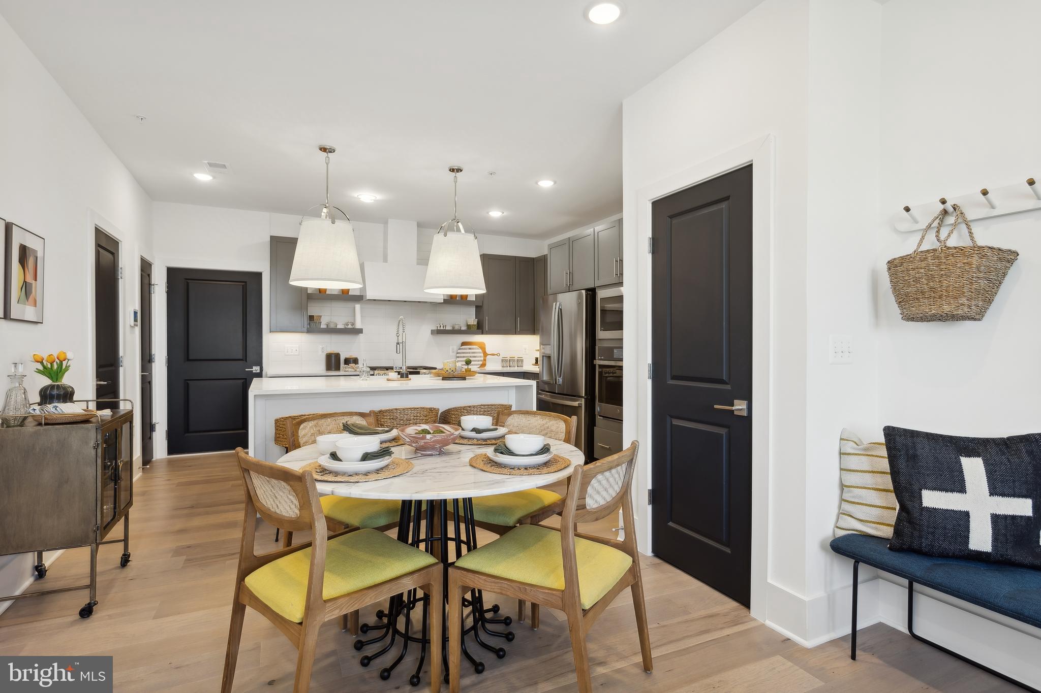 LOCKE LANDING - Residential