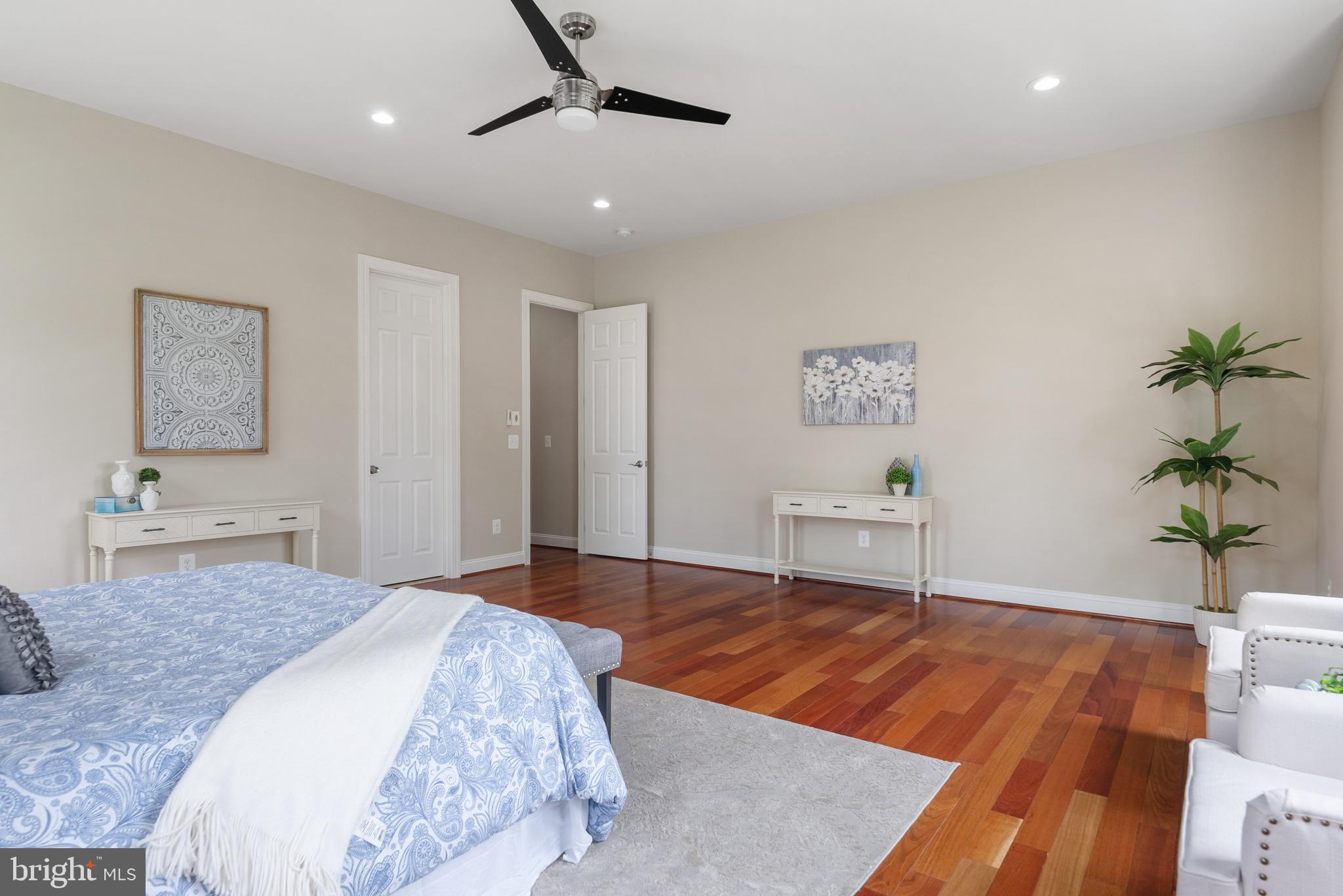 CHESTERBROOK - Residential