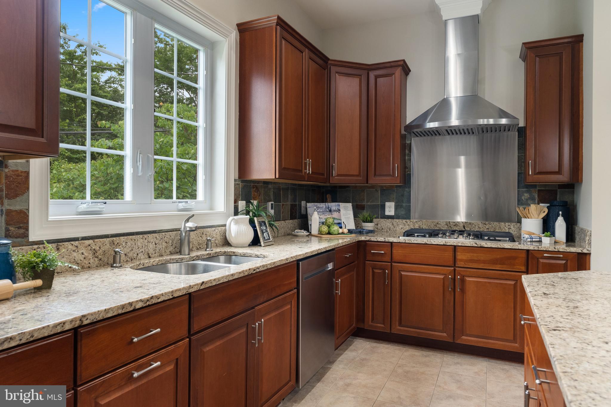 CHESTERBROOK - Residential