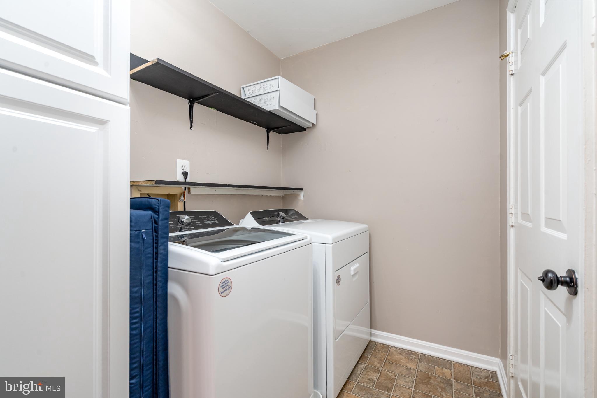 HARVESTDALE - Residential Lease