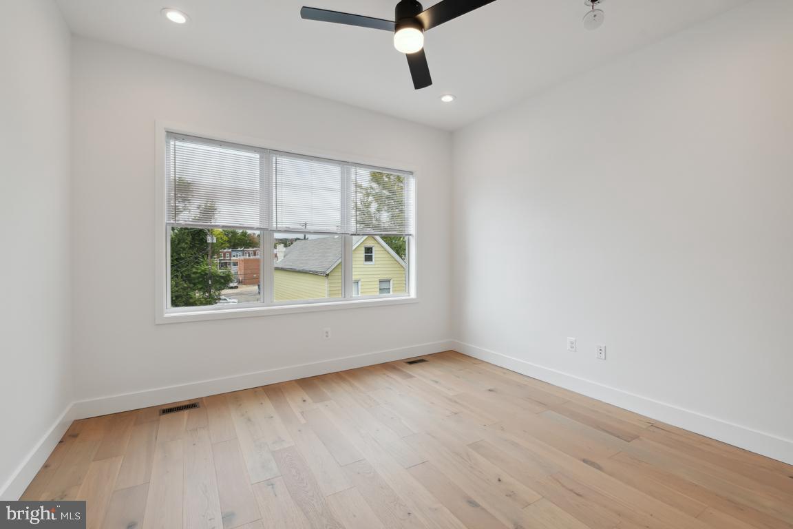 HAMPDEN HISTORIC DISTRICT - Residential Lease