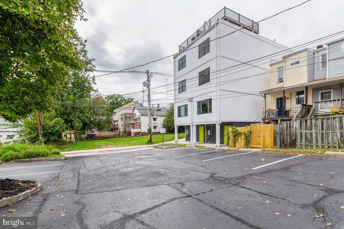 HAMPDEN HISTORIC DISTRICT - Residential Lease