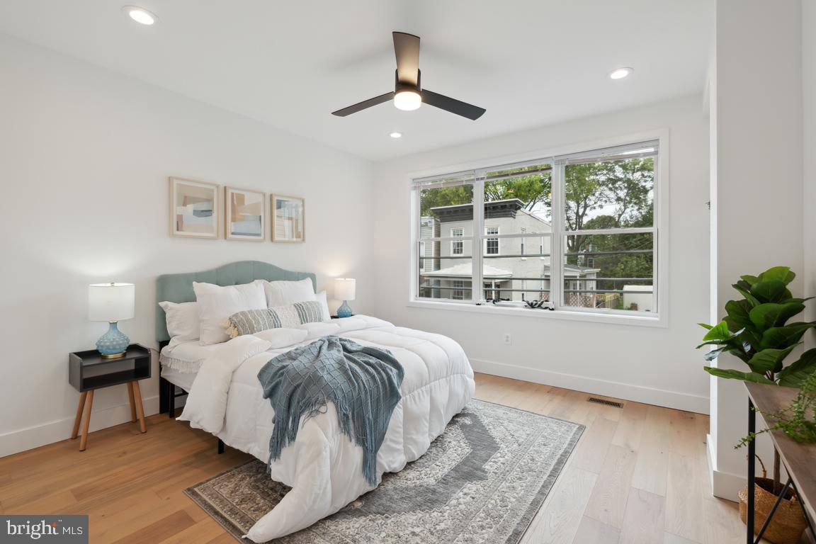 HAMPDEN HISTORIC DISTRICT - Residential Lease