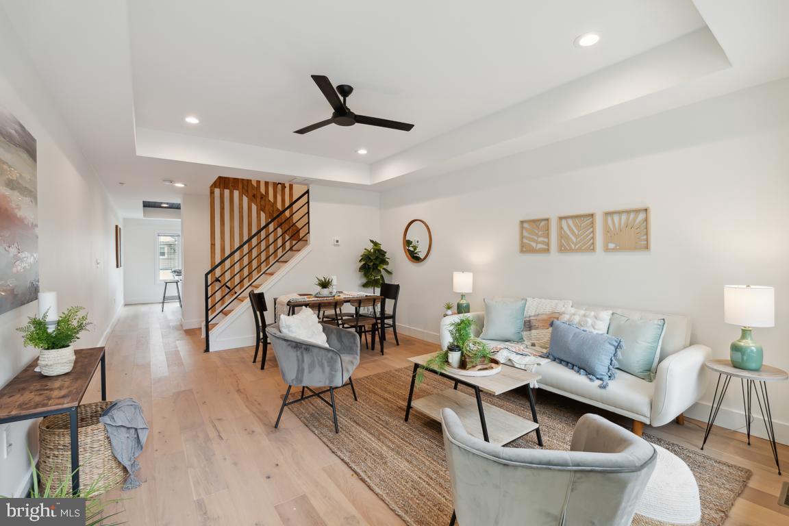 HAMPDEN HISTORIC DISTRICT - Residential Lease