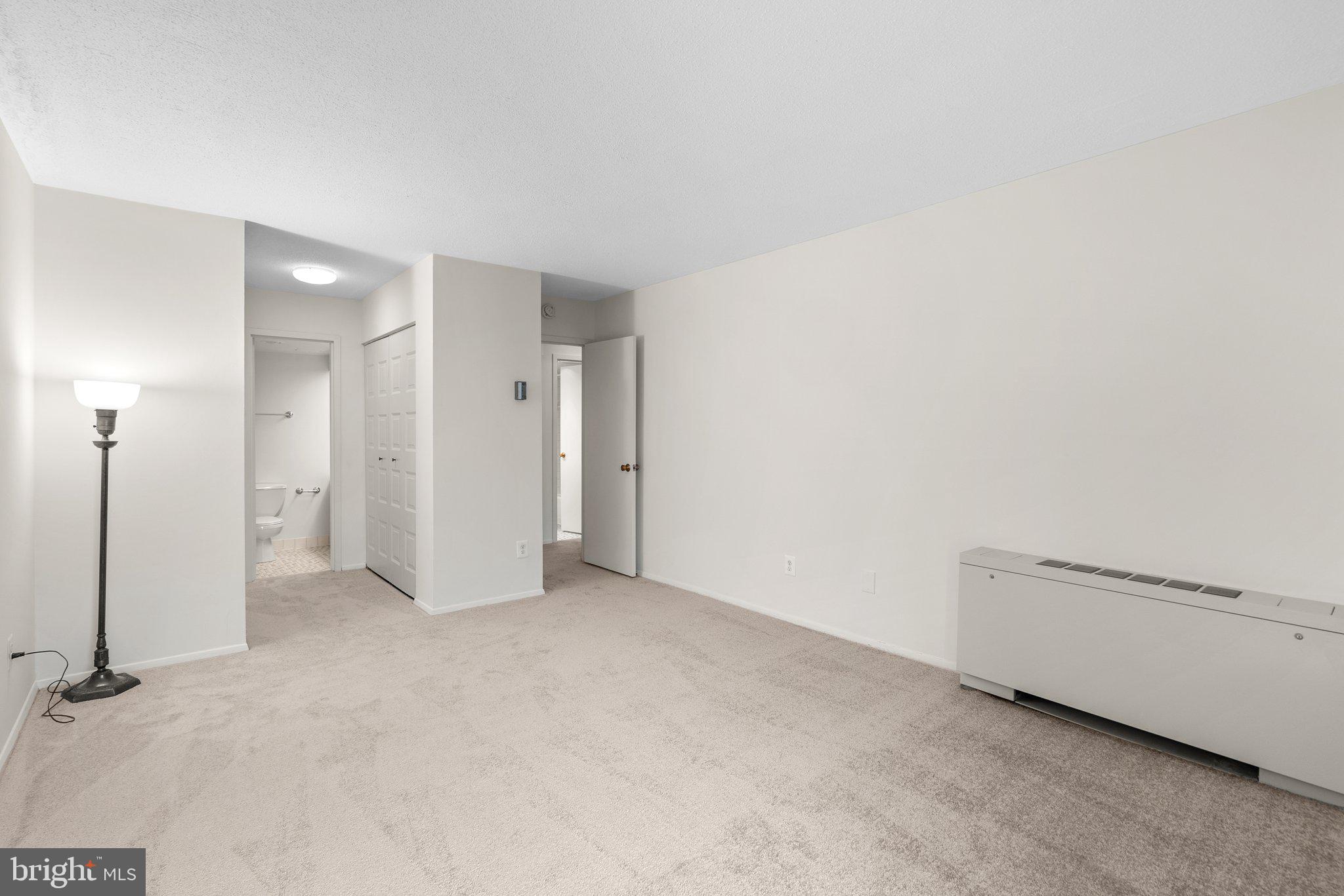 TOWERS IN WESTCHESTER PARK - Residential