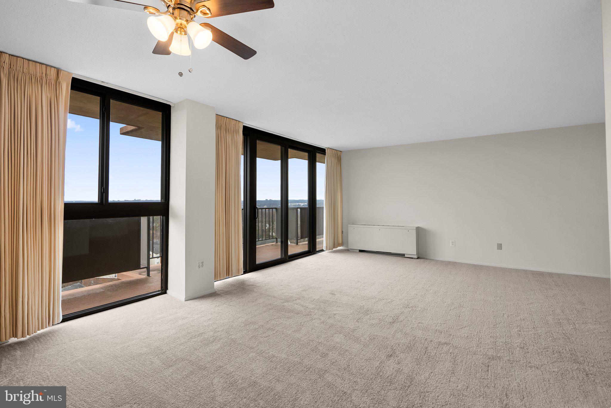 TOWERS IN WESTCHESTER PARK - Residential