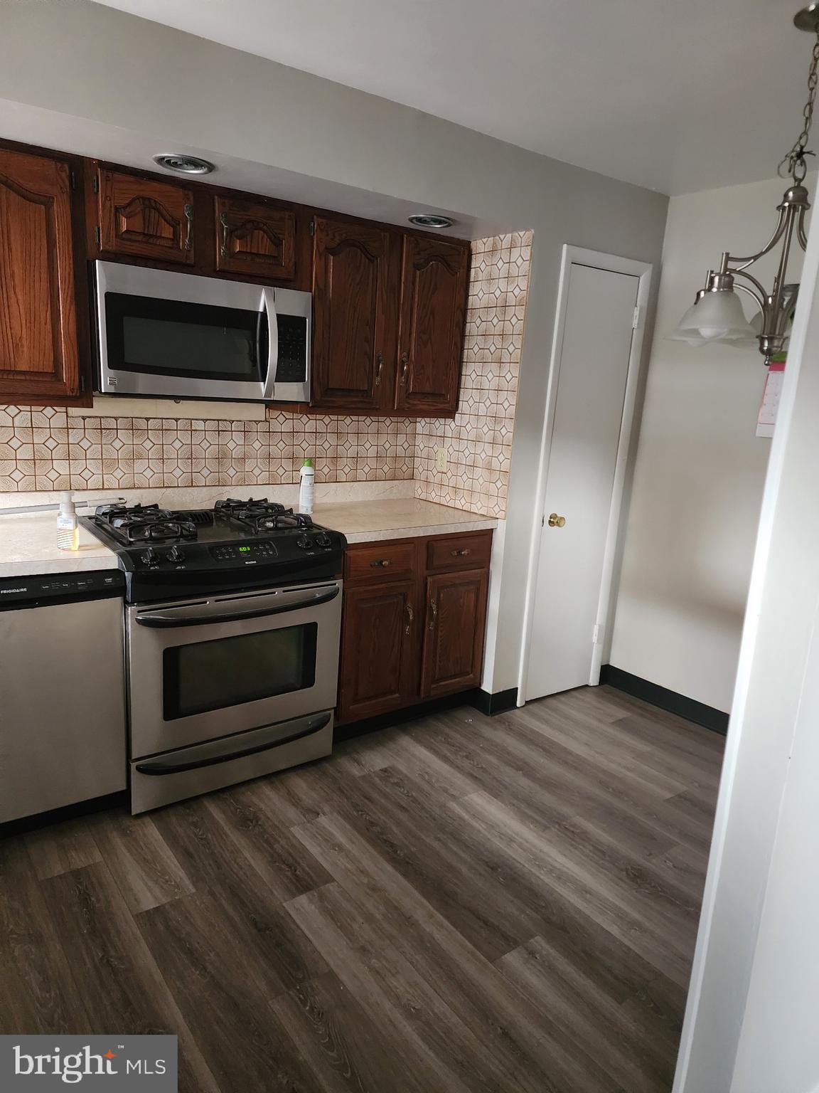 3758 BANDON DRIVE