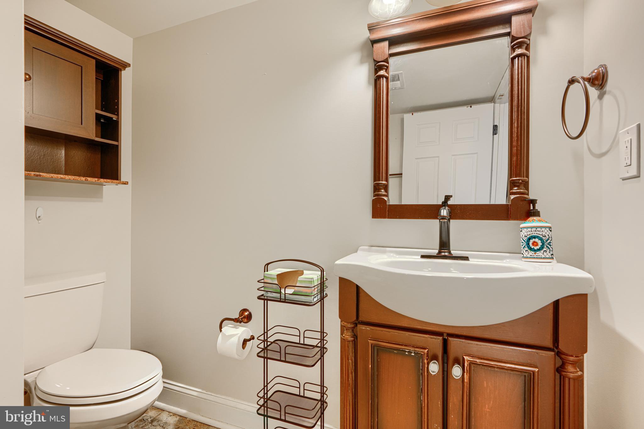 JOHNS HOPKINS - Residential Lease