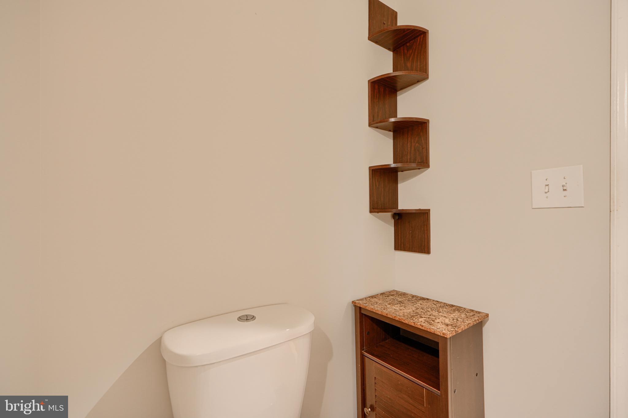 JOHNS HOPKINS - Residential Lease