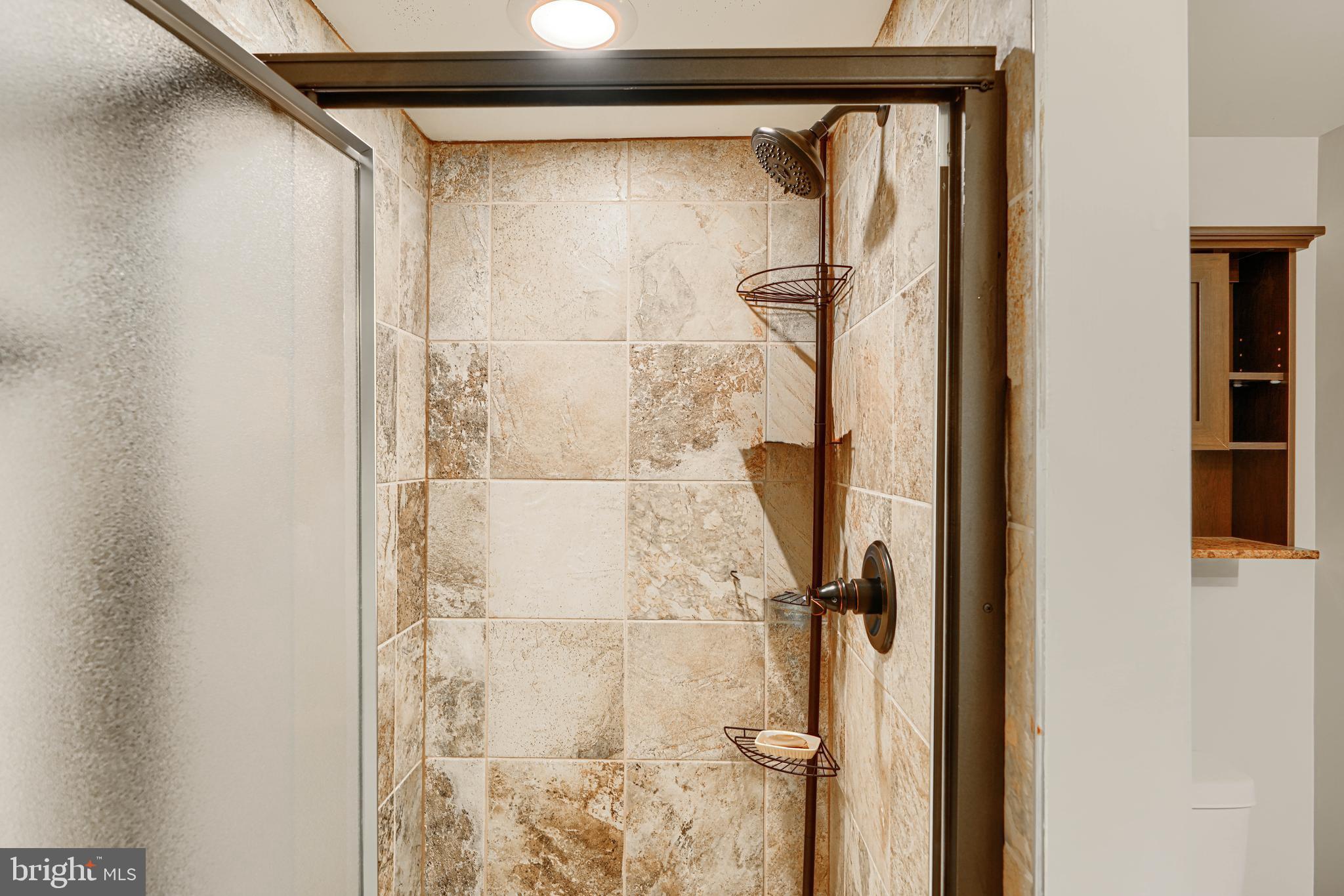 JOHNS HOPKINS - Residential Lease