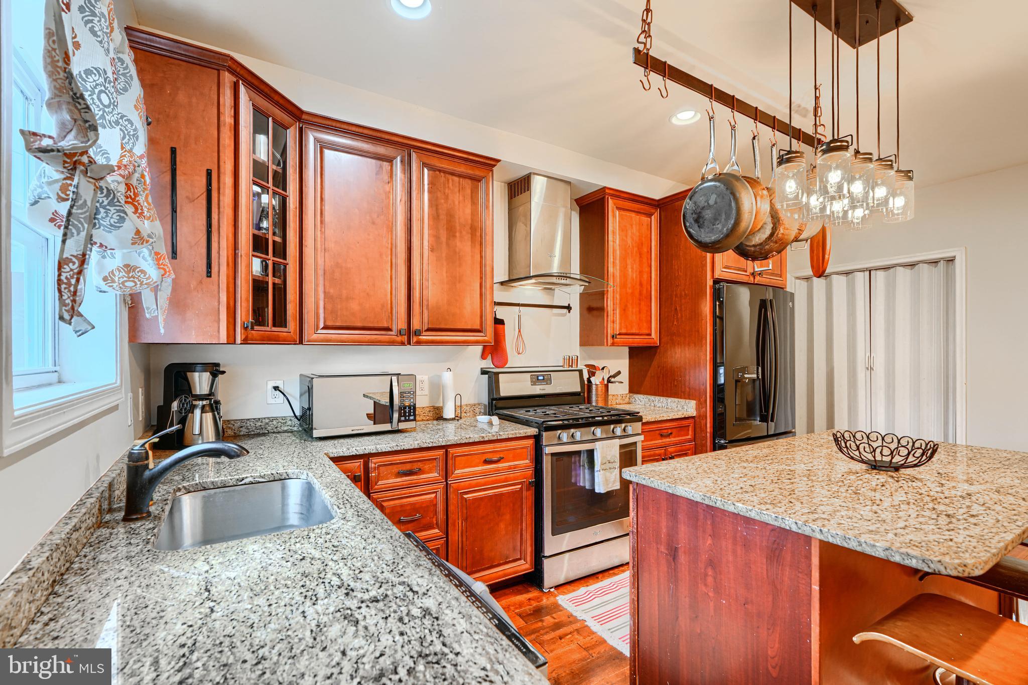 JOHNS HOPKINS - Residential Lease