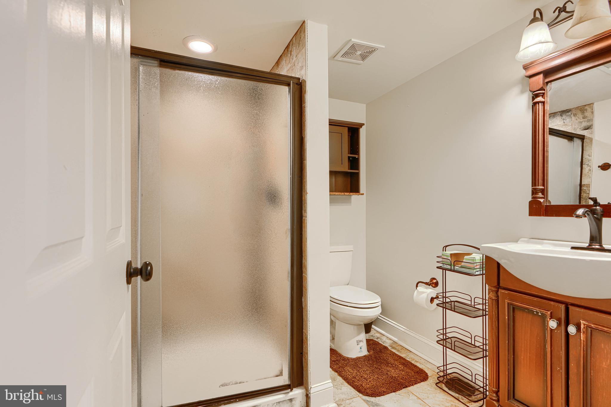 JOHNS HOPKINS - Residential Lease