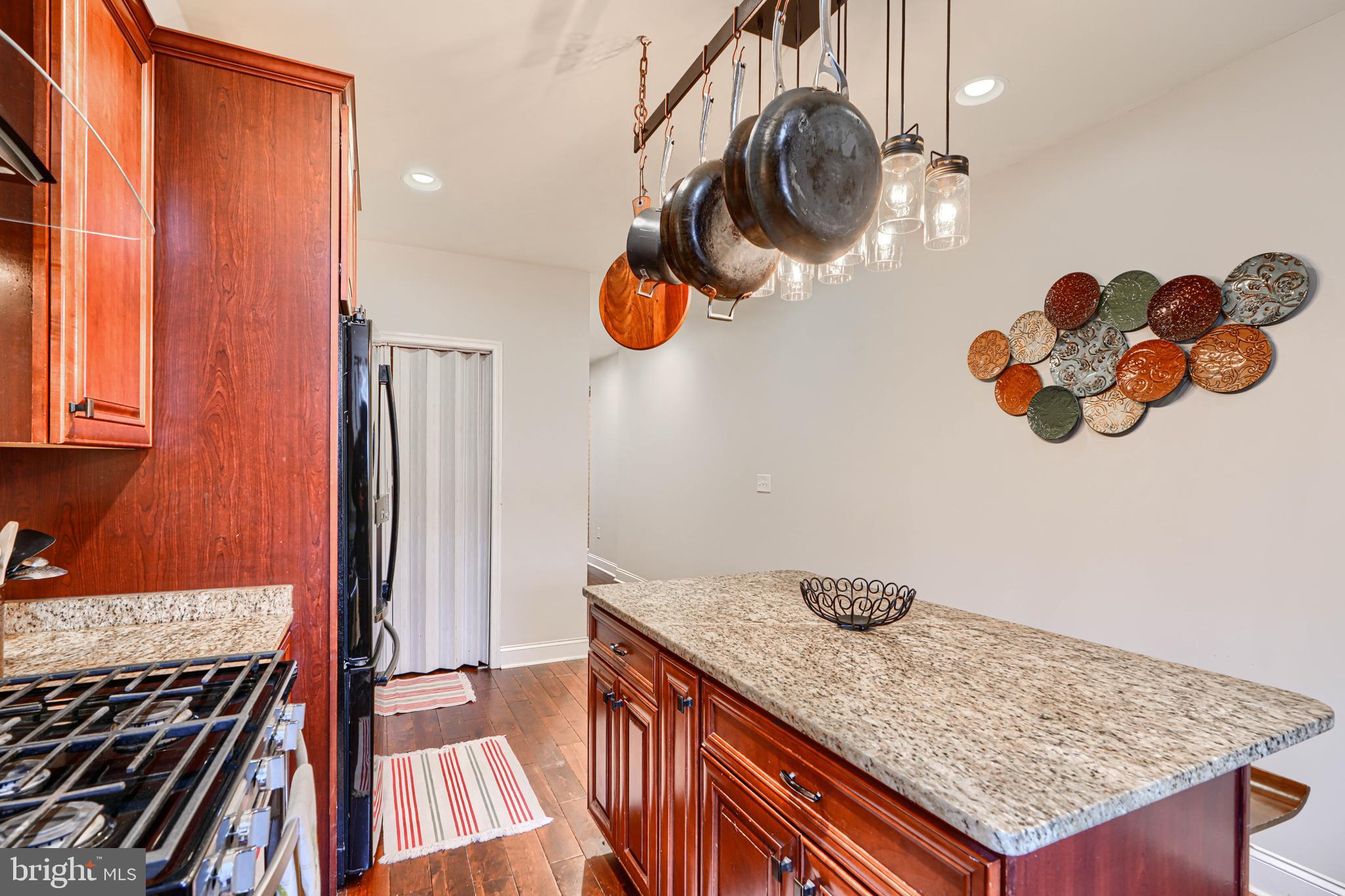 JOHNS HOPKINS - Residential Lease