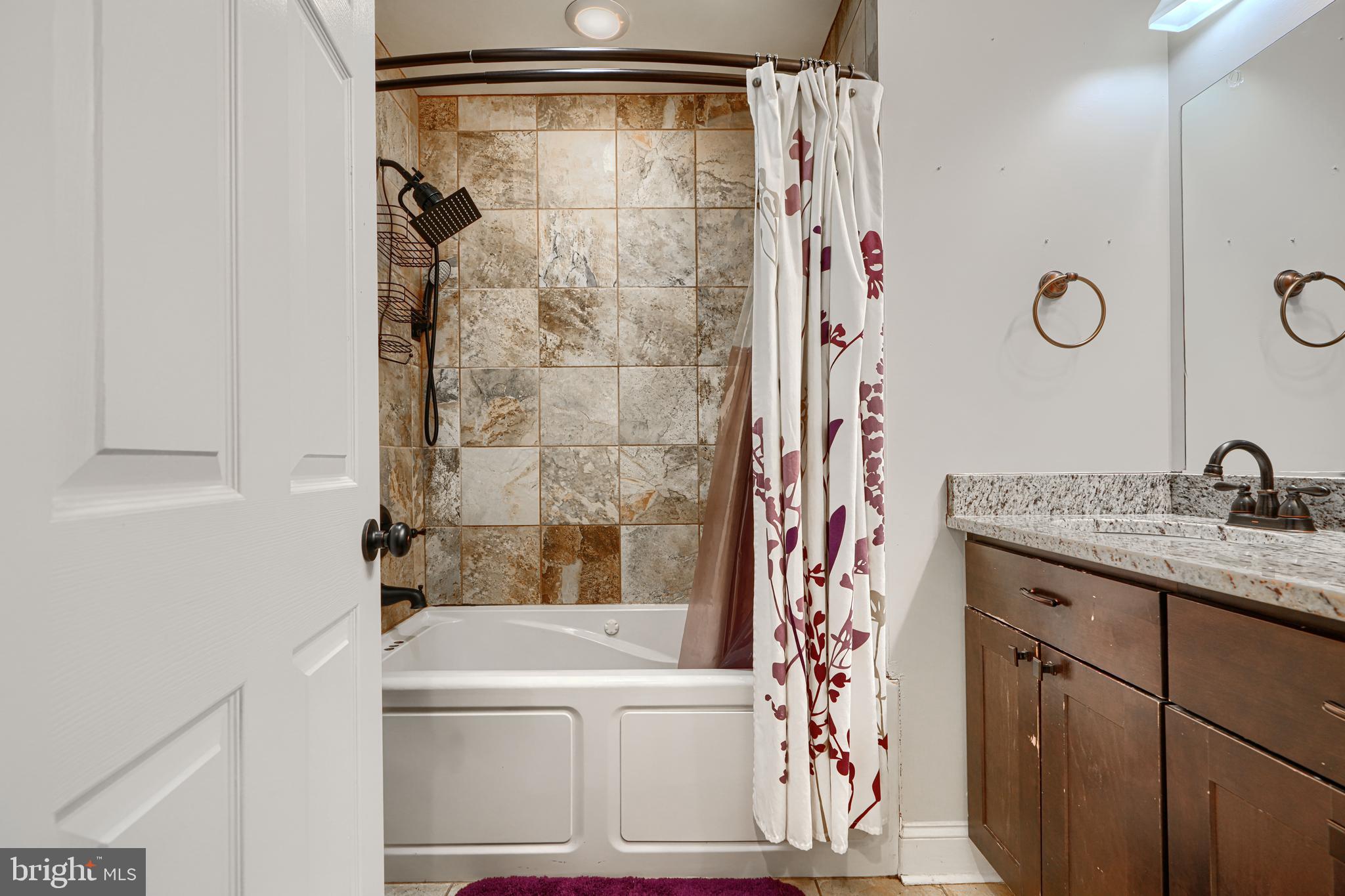 JOHNS HOPKINS - Residential Lease