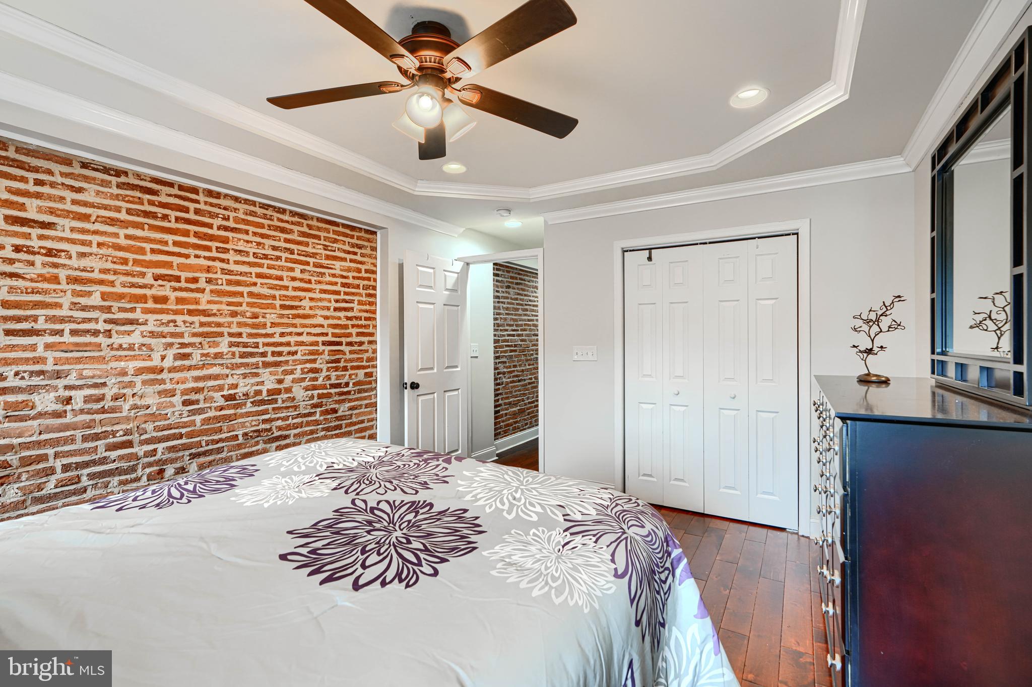 JOHNS HOPKINS - Residential Lease