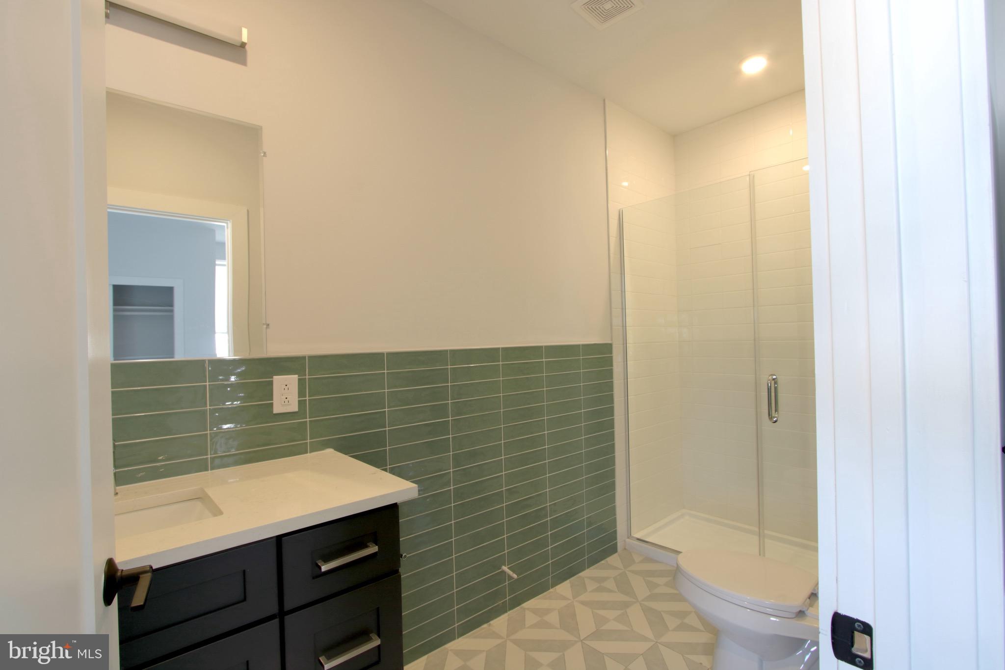 FRANKFORD - Residential Lease