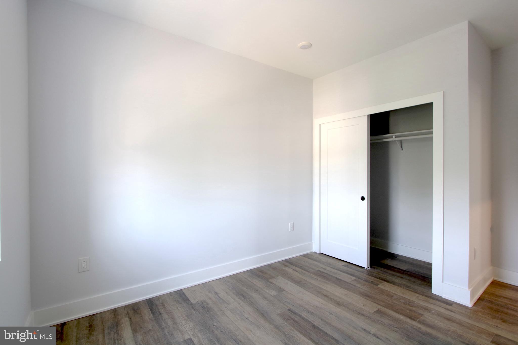 FRANKFORD - Residential Lease