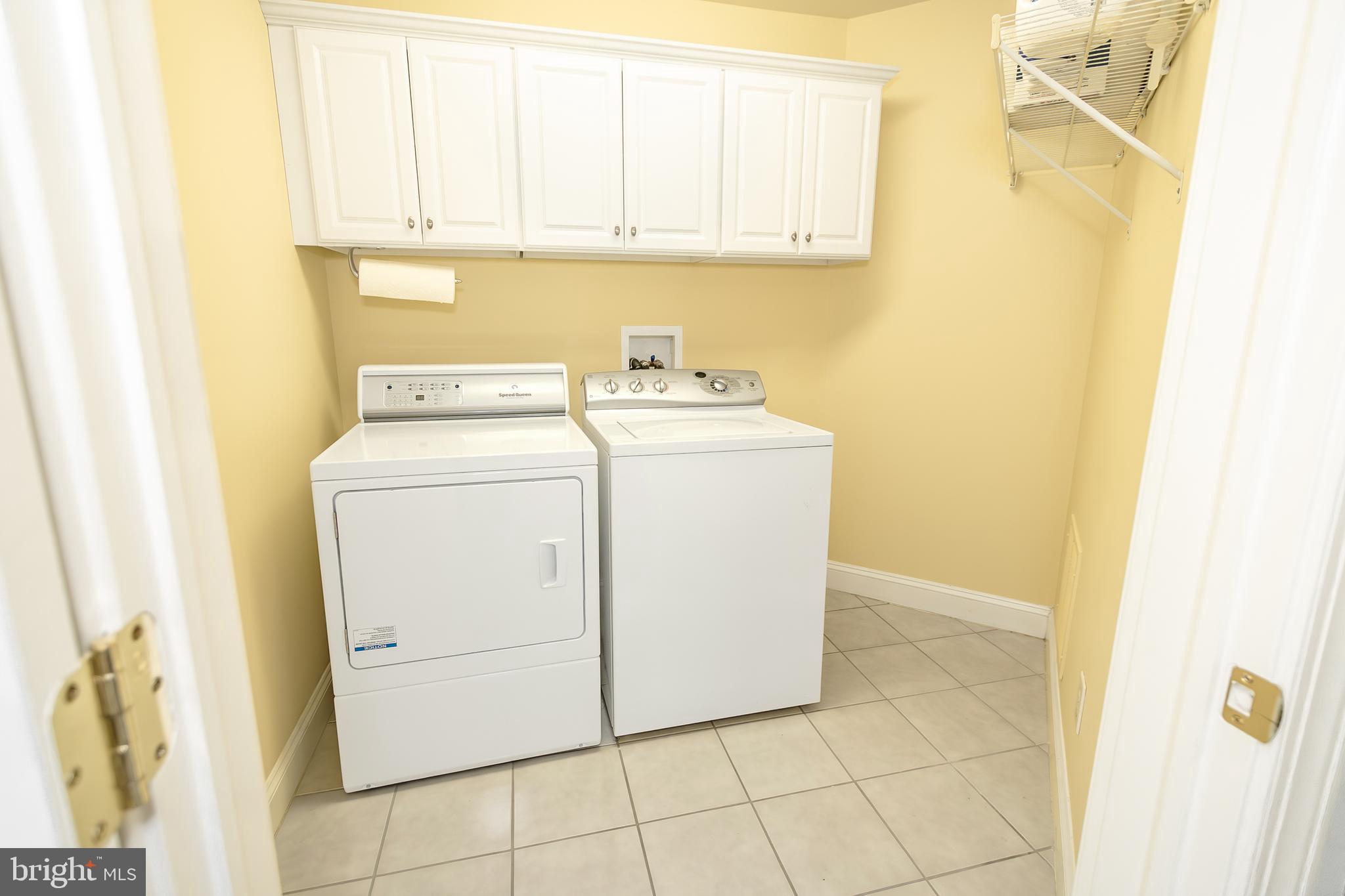 MEADOW BROOK - Residential